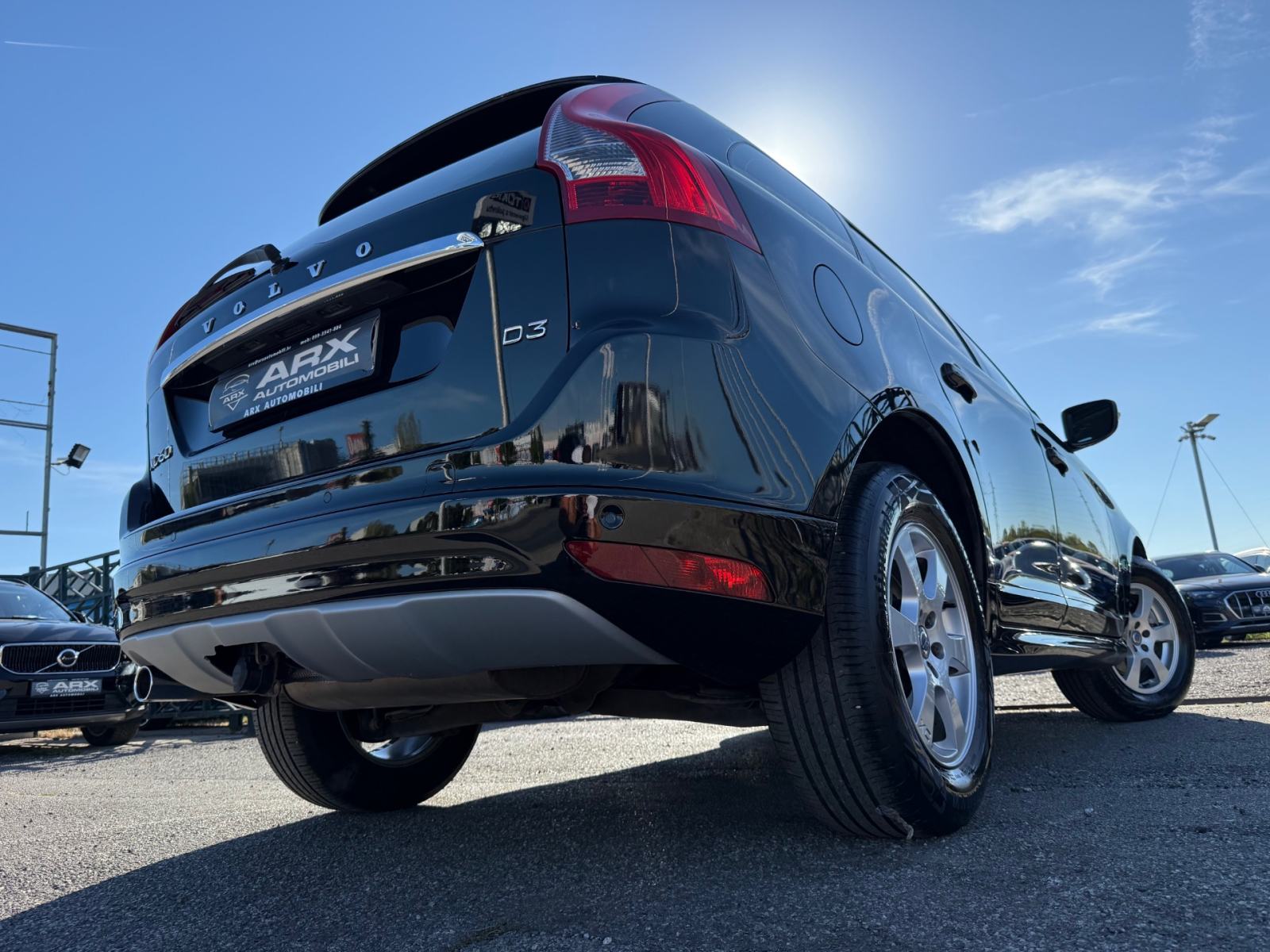 Volvo XC60 D3 °XENON°MF VOLAN°GRIJANJE SJ°VELIKI SERVIS°REG:11/2026°, fotografija 20