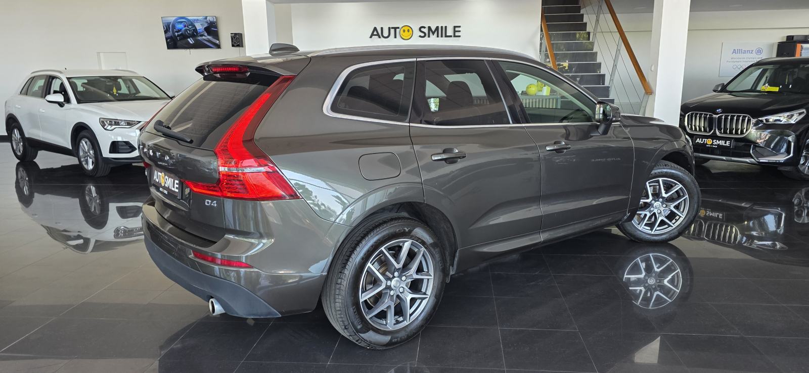 Volvo XC60 D4, AUT., FULL LED, VIRTUAL, NAVI, TEMP, KAM, JAMSTVO..., fotografija 4