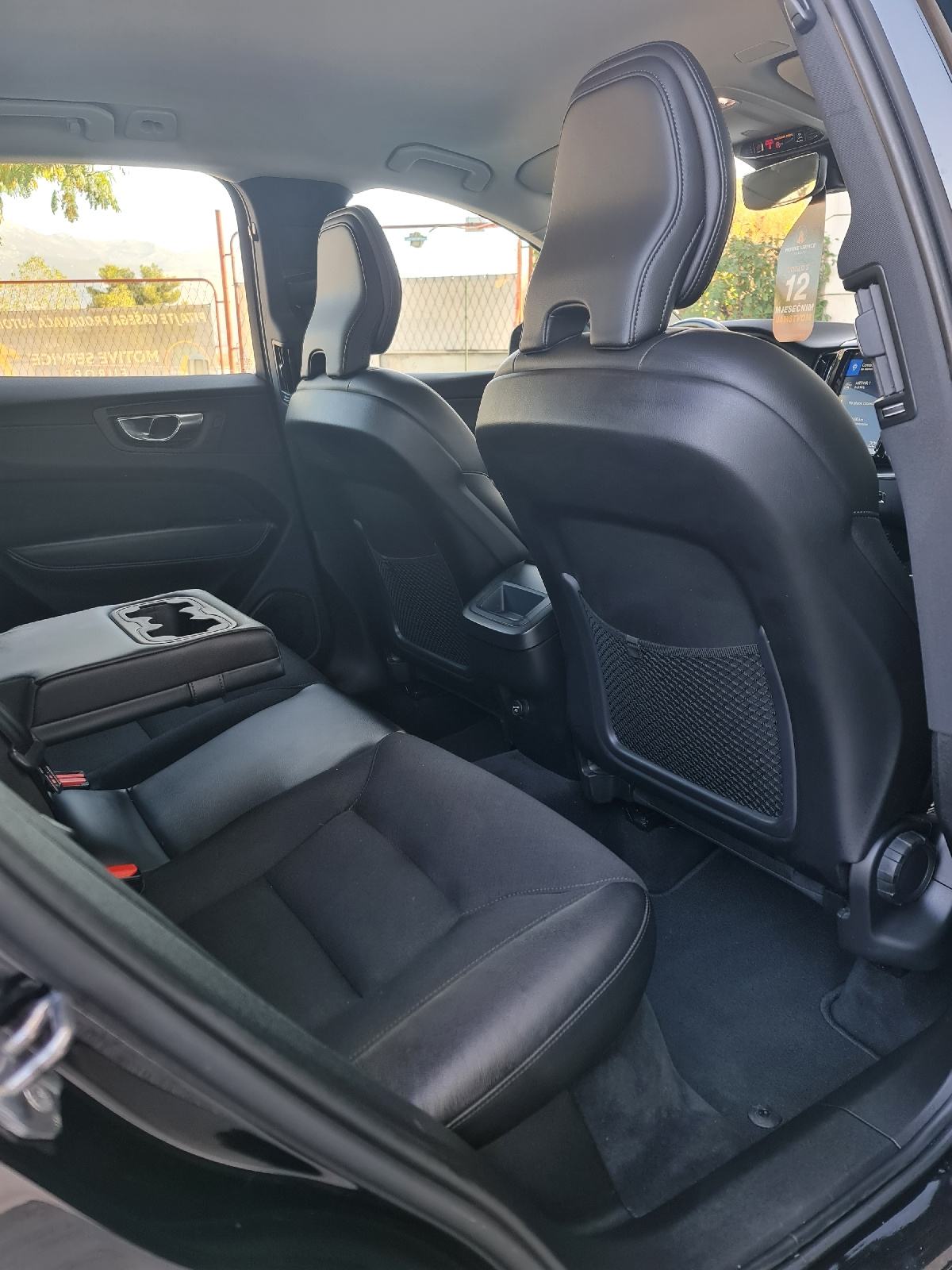 Volvo XC60 D4 AUT.⛔️REGISTRIRAN+NOVE GUME⛔️, fotografija 12