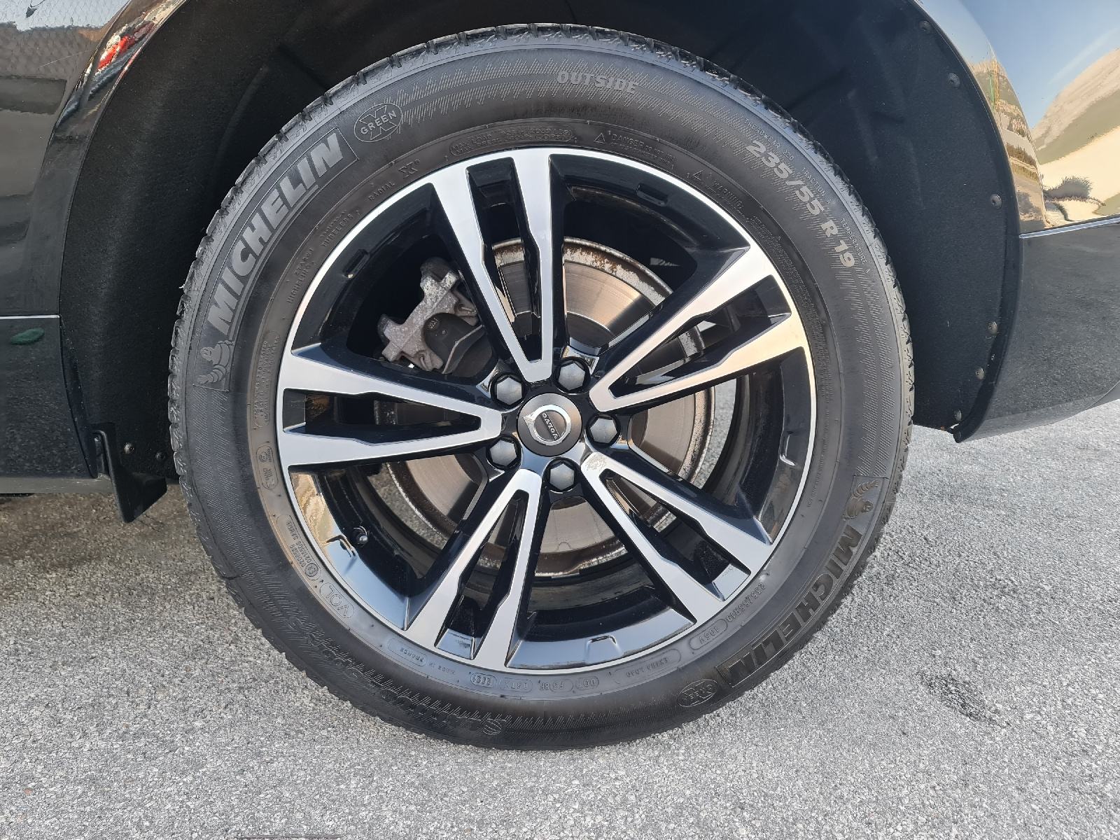 Volvo XC60 D4 AUT.⛔️REGISTRIRAN+NOVE GUME⛔️, fotografija 17