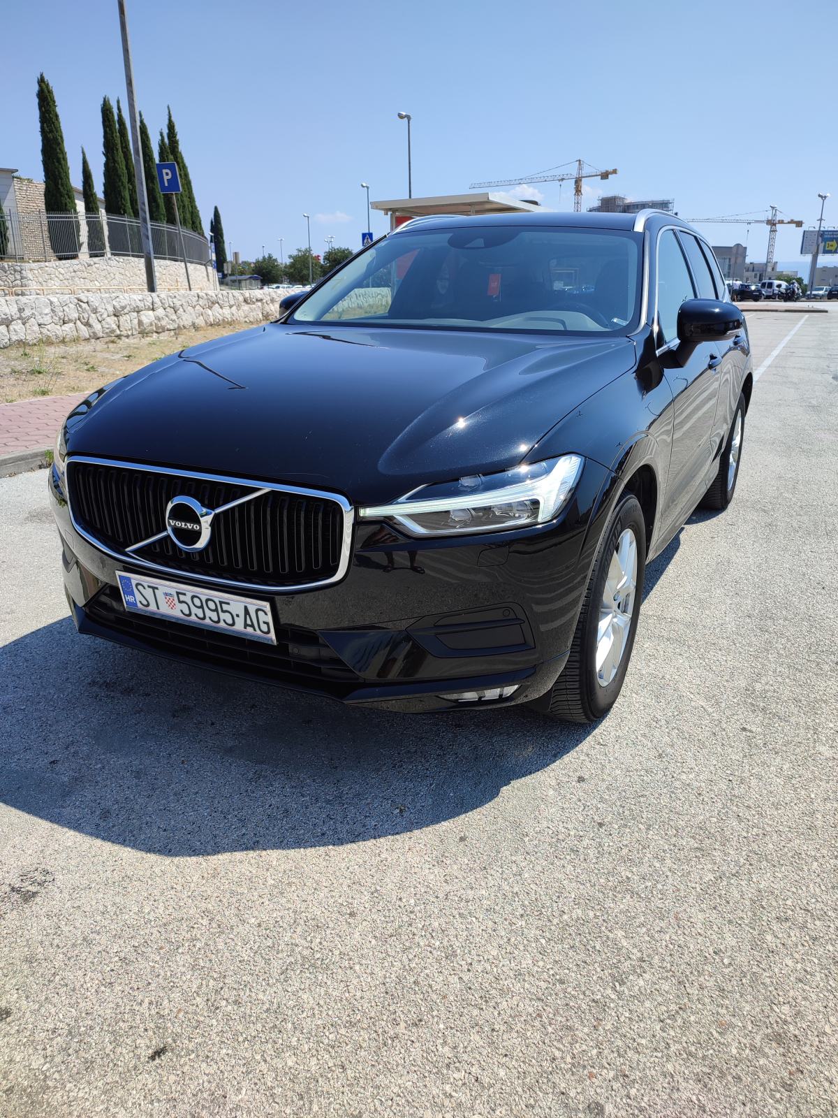 Volvo XC60 - D4 - 4x4 - Automatik - Diesel, fotografija 1