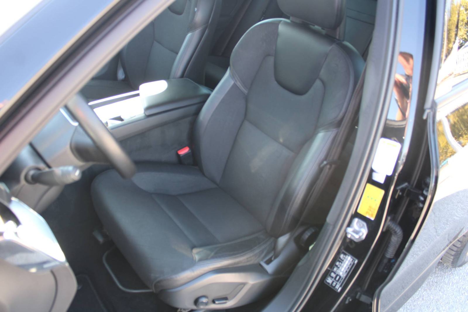 Volvo XC60 D4 AWD AUTOMATIK *NAVIGACIJA, LED*, fotografija 10