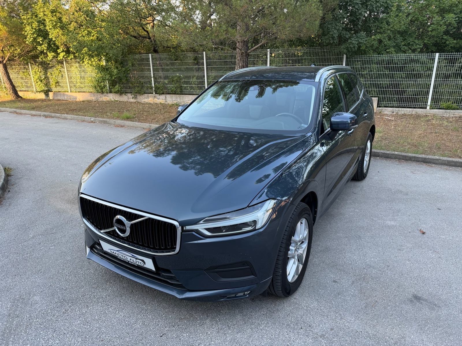 Volvo XC60 D4 AWD, fotografija 3