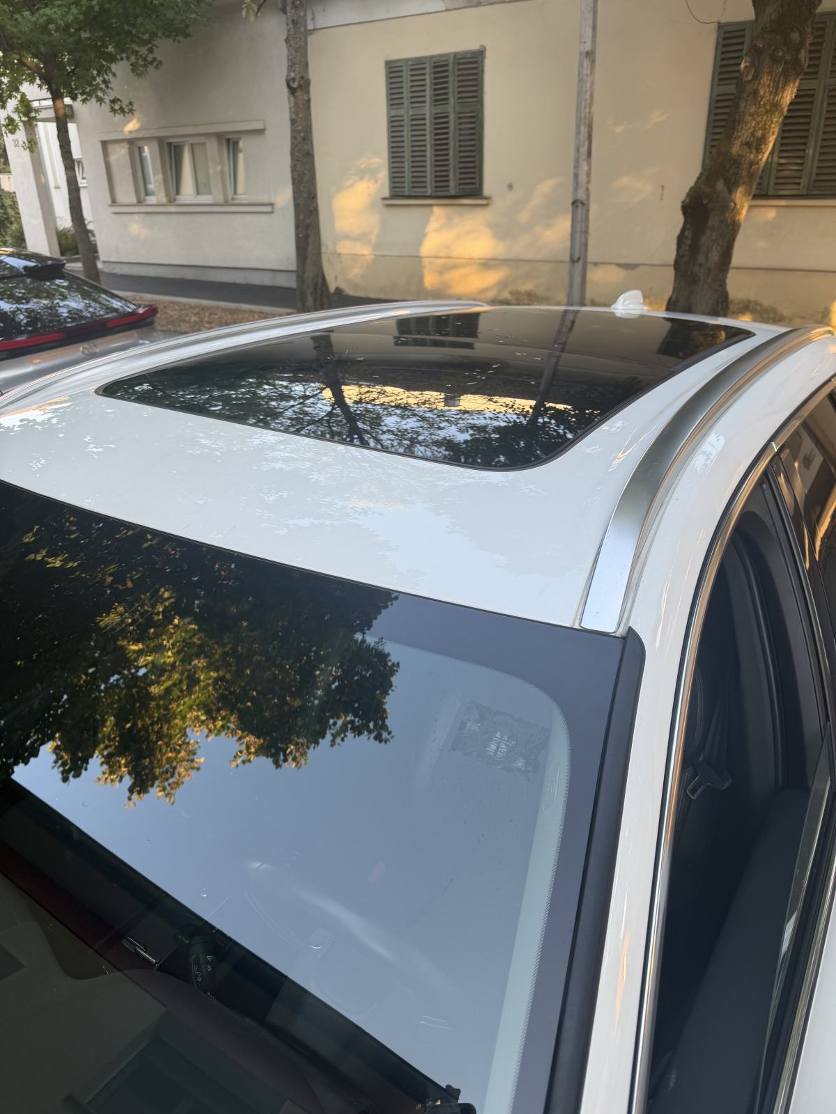 Volvo XC60 D4 AWD, fotografija 2