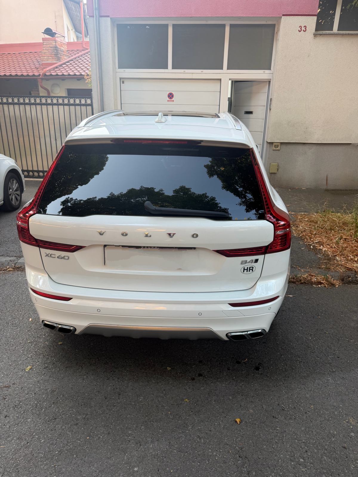 Volvo XC60 D4 AWD, fotografija 3
