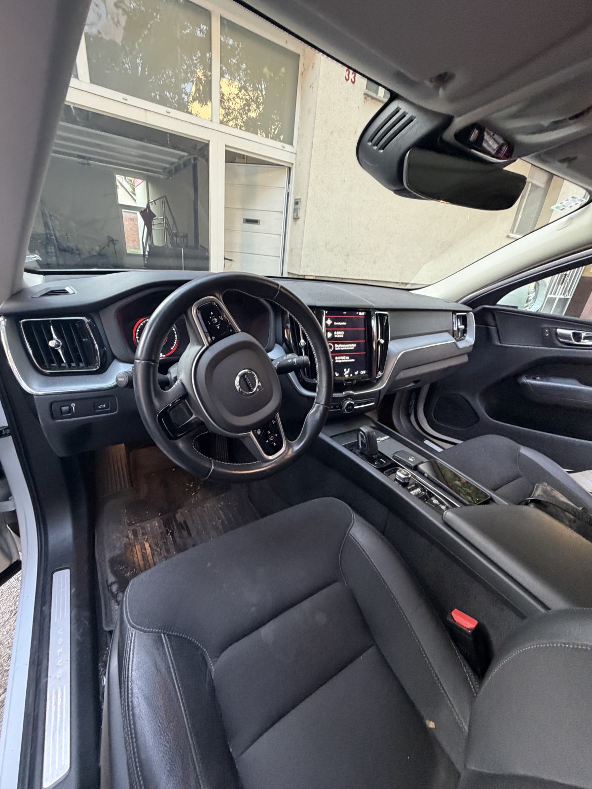 Volvo XC60 D4 AWD, fotografija 5