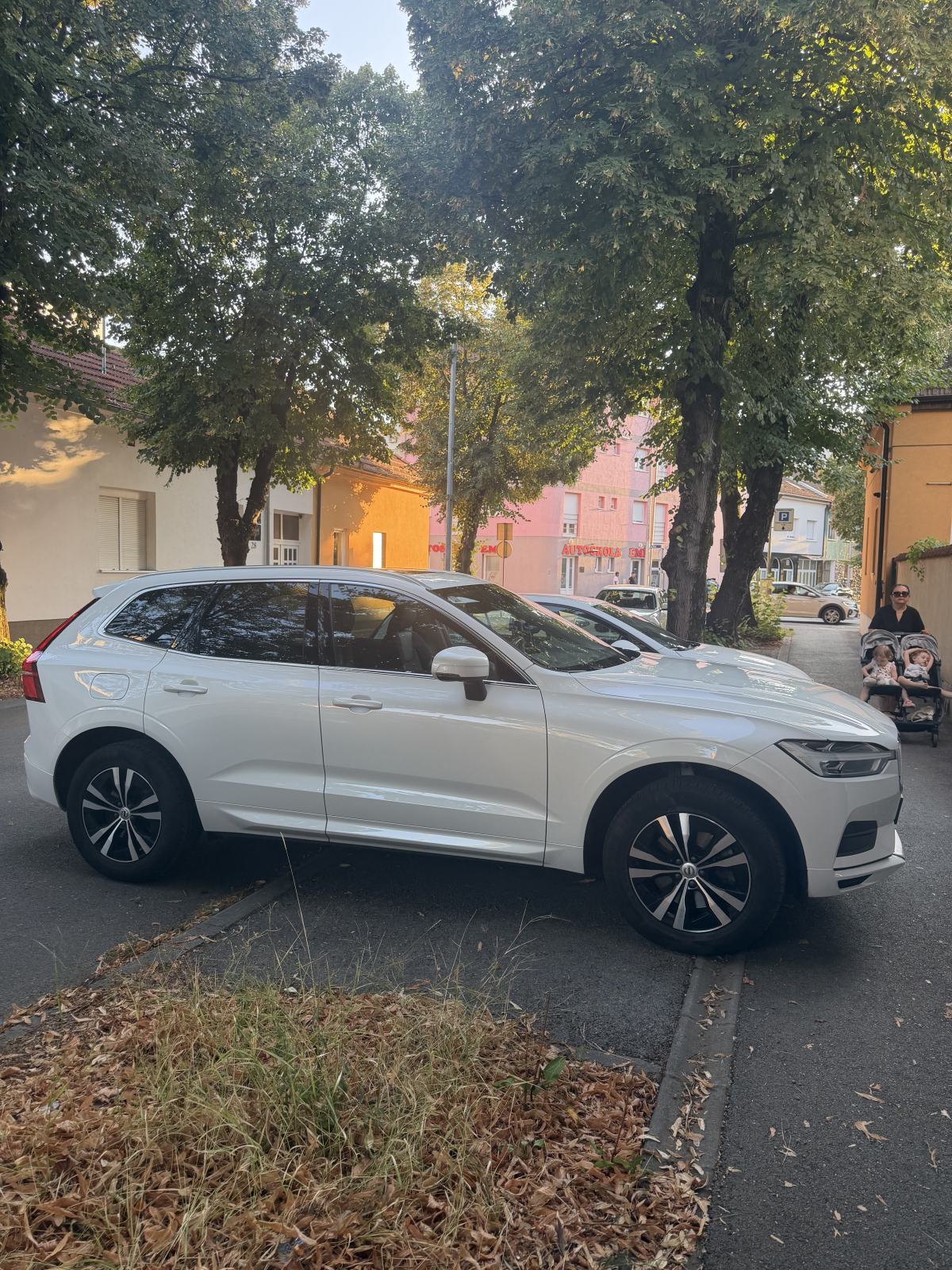 Volvo XC60 D4 AWD, fotografija 6