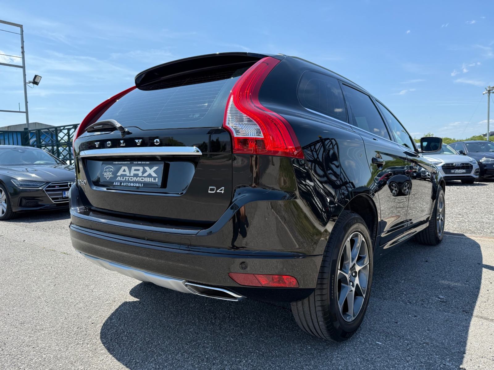 Volvo XC60 D4 OCEAN RACE AUTOMATIK °NAVI°KOŽA°KAMERA°REG:4/2027°, fotografija 8