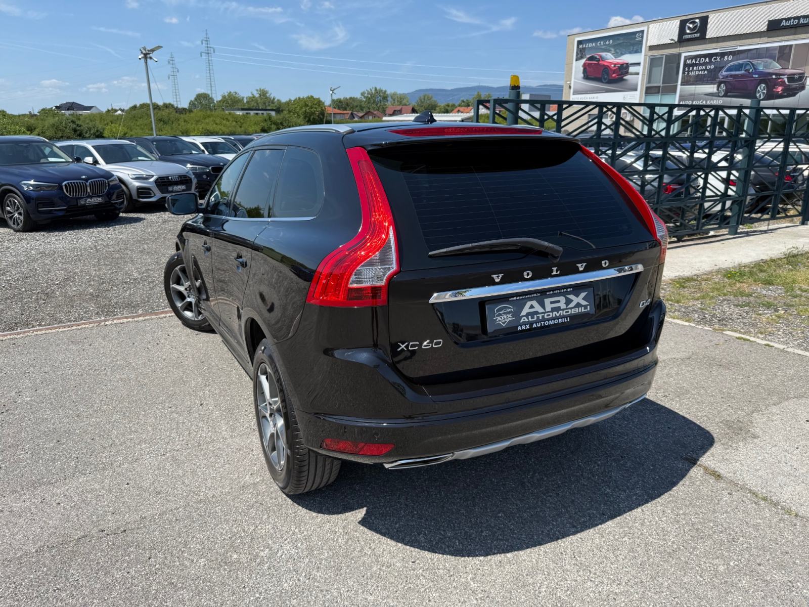 Volvo XC60 D4 OCEAN RACE AUTOMATIK °NAVI°KOŽA°KAMERA°REG:4/2027°, fotografija 10