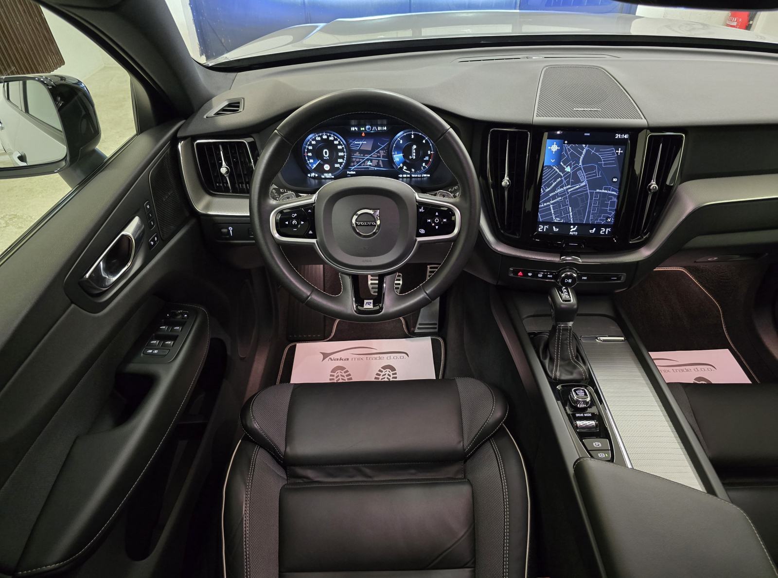 Volvo XC60 D4 R DESIGN 2020. ●2 GODINE JAMSTVA● HARMAN/LED/NAV/KAM/21, fotografija 16