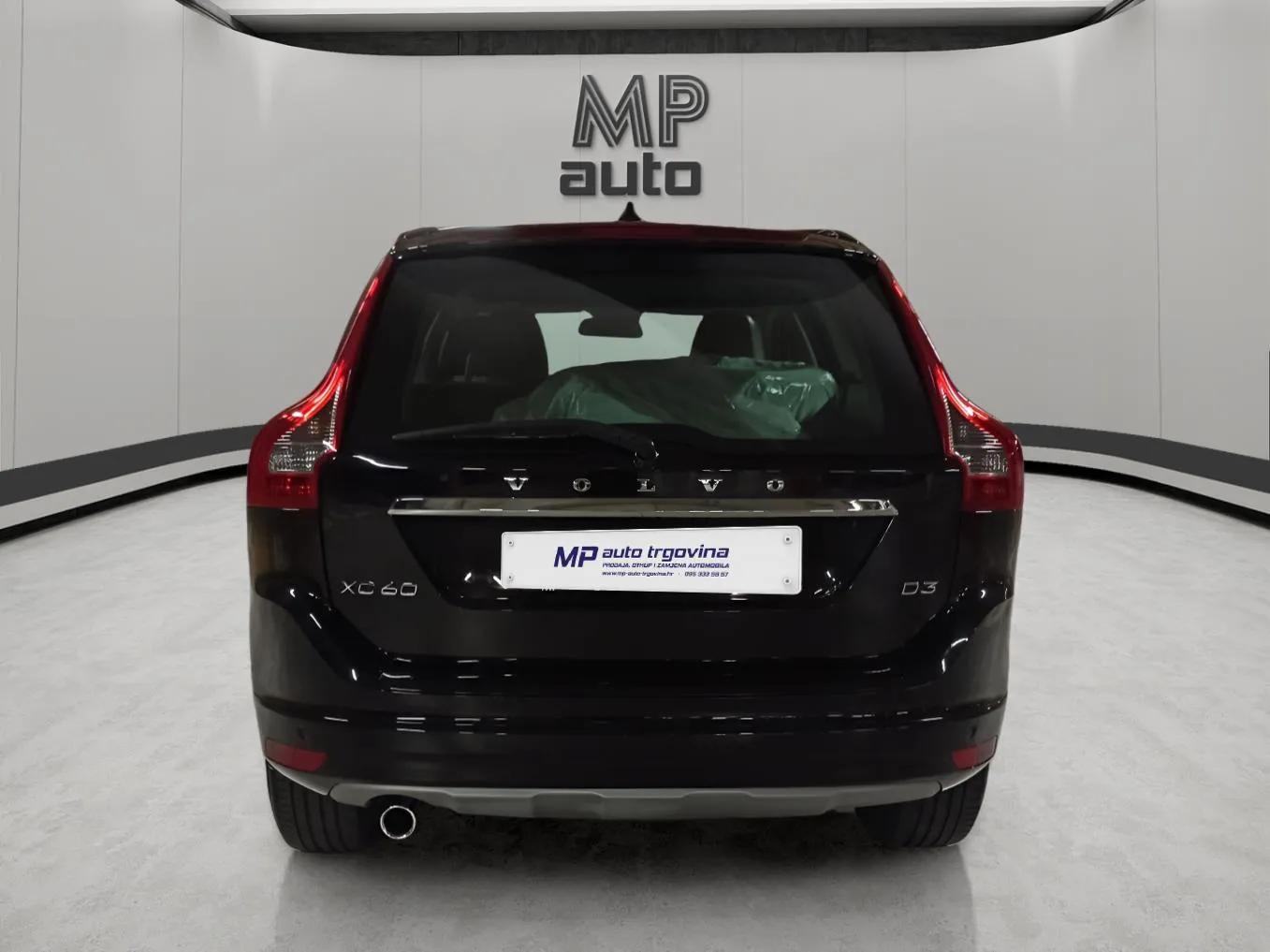Volvo XC60 FWD D3, fotografija 9