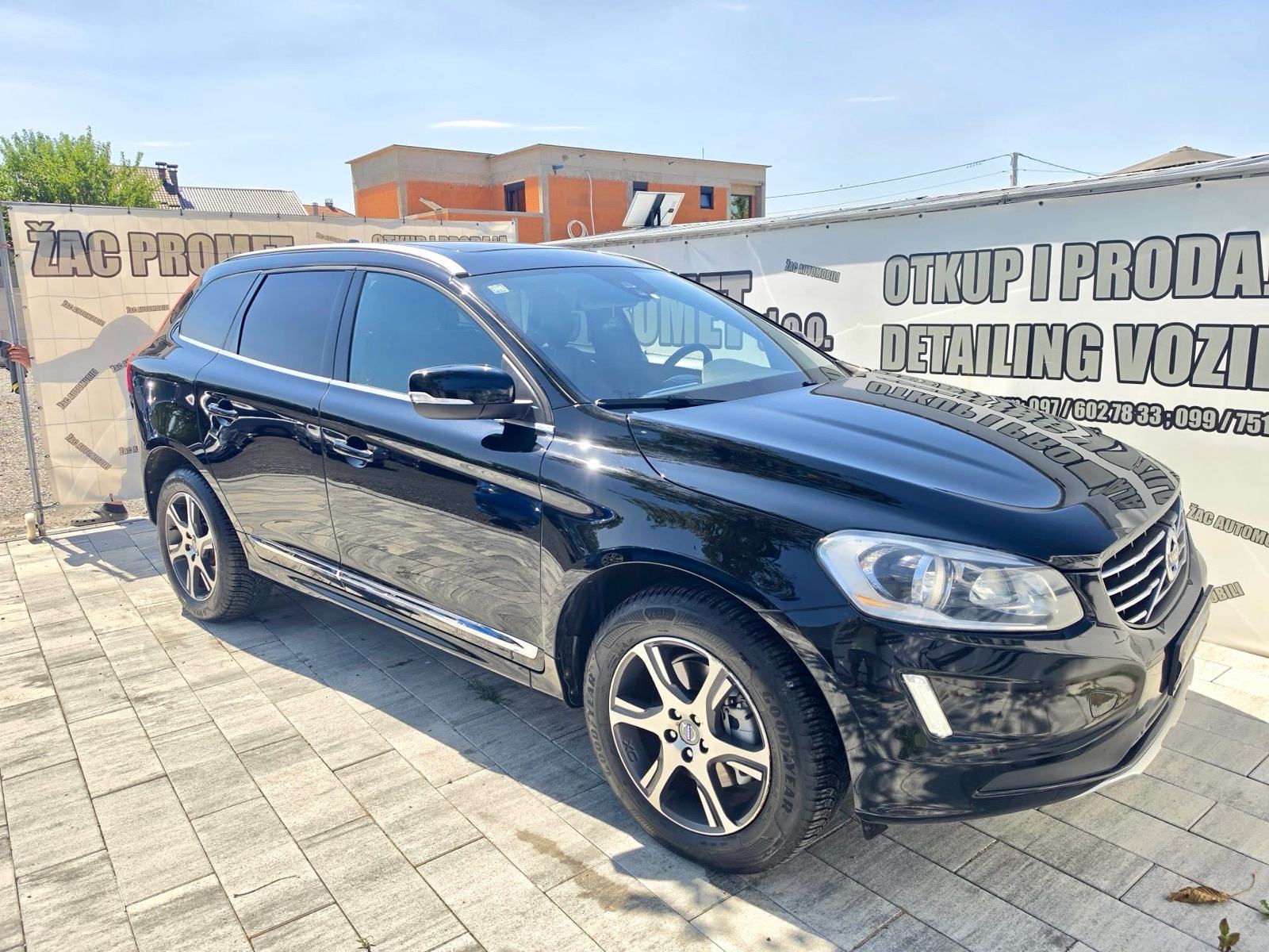 Volvo XC60 FWD D4 automatik =KAO NOV= NAVIGACIJ=PANORAMA= KARTICE-36, fotografija 15