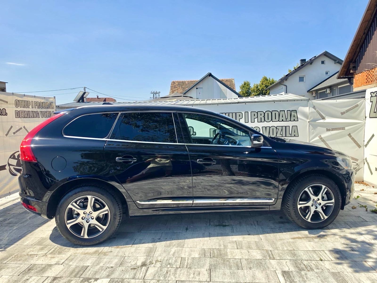 Volvo XC60 FWD D4 automatik =KAO NOV= NAVIGACIJ=PANORAMA= KARTICE-36, fotografija 16