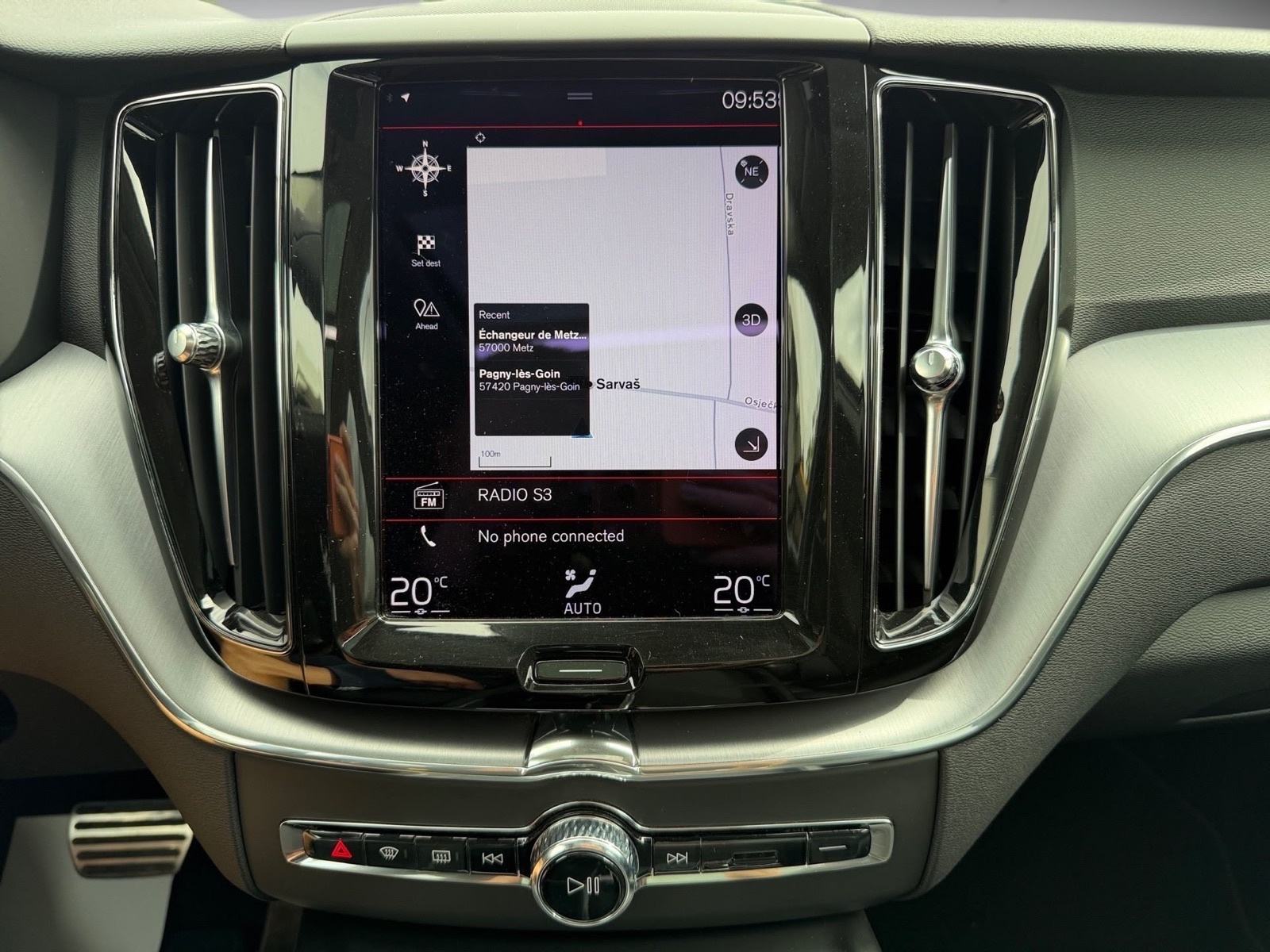 Volvo XC60 b5# Redizajn 145kw #panorama # Alu 20, fotografija 19