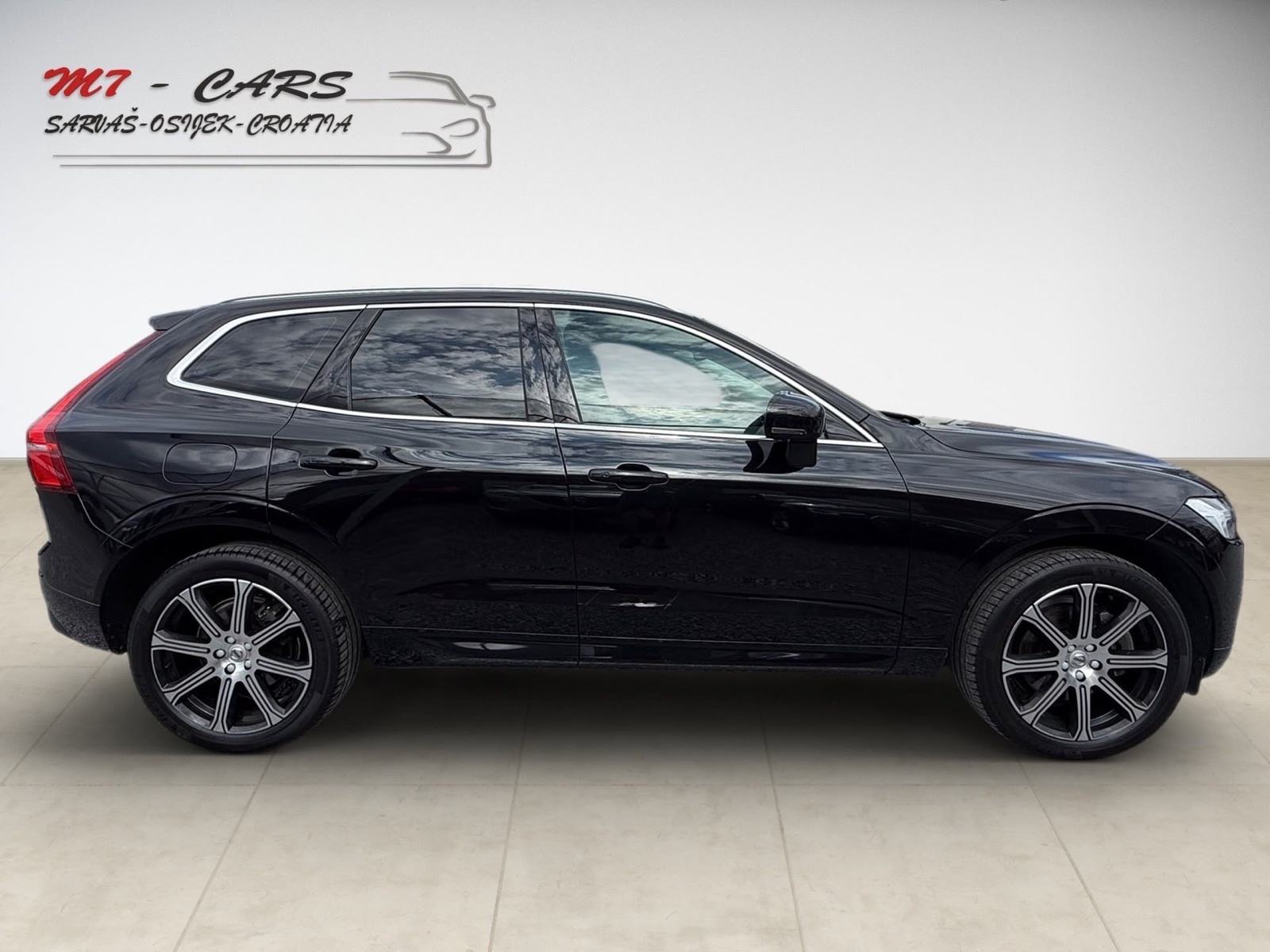 Volvo XC60 b5# Redizajn 145kw #panorama # Alu 20, fotografija 12