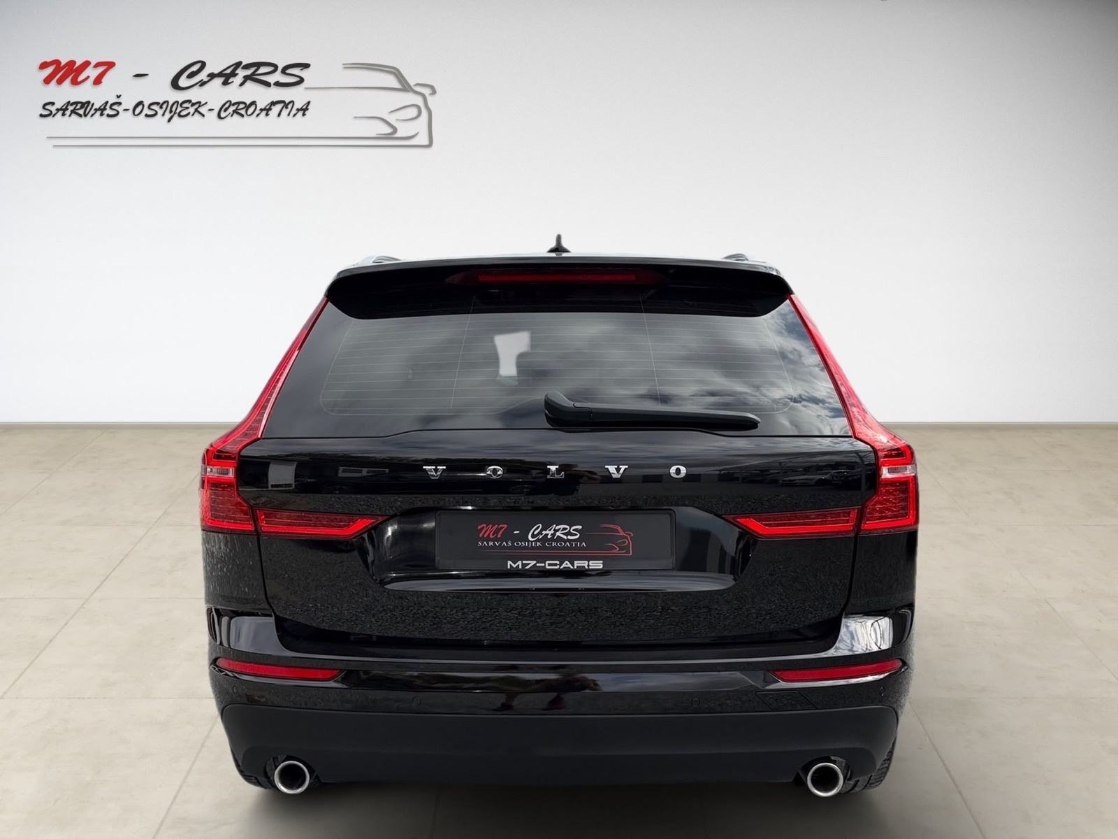 Volvo XC60 b5# Redizajn 145kw #panorama # Alu 20, fotografija 8
