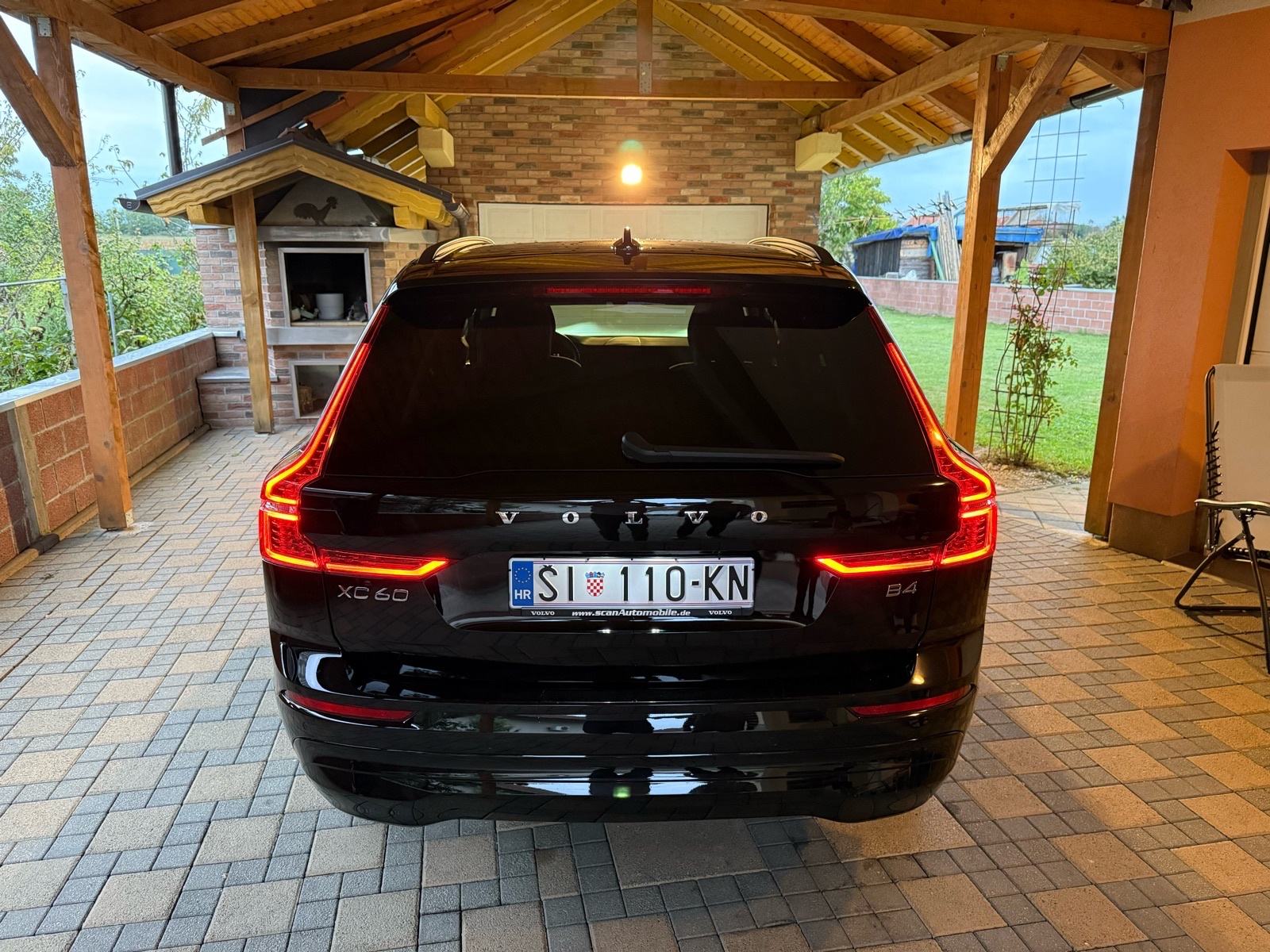 Volvo XC60, fotografija 3