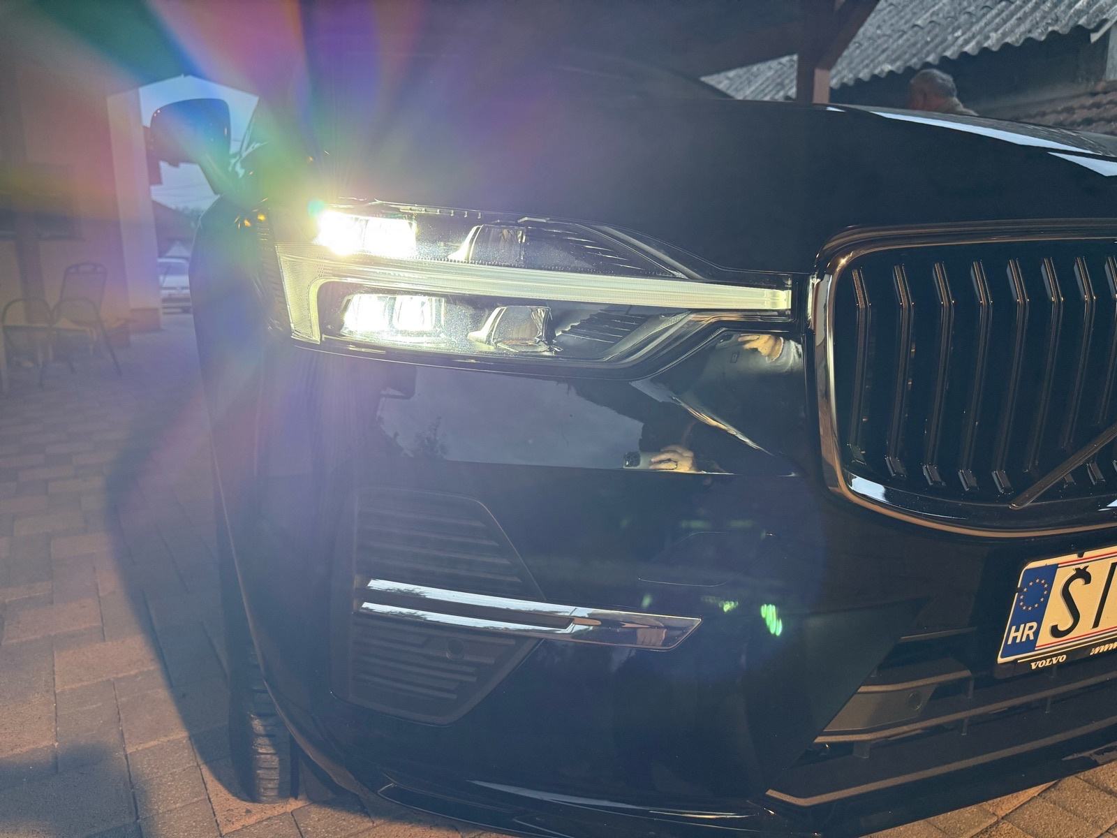 Volvo XC60, fotografija 17