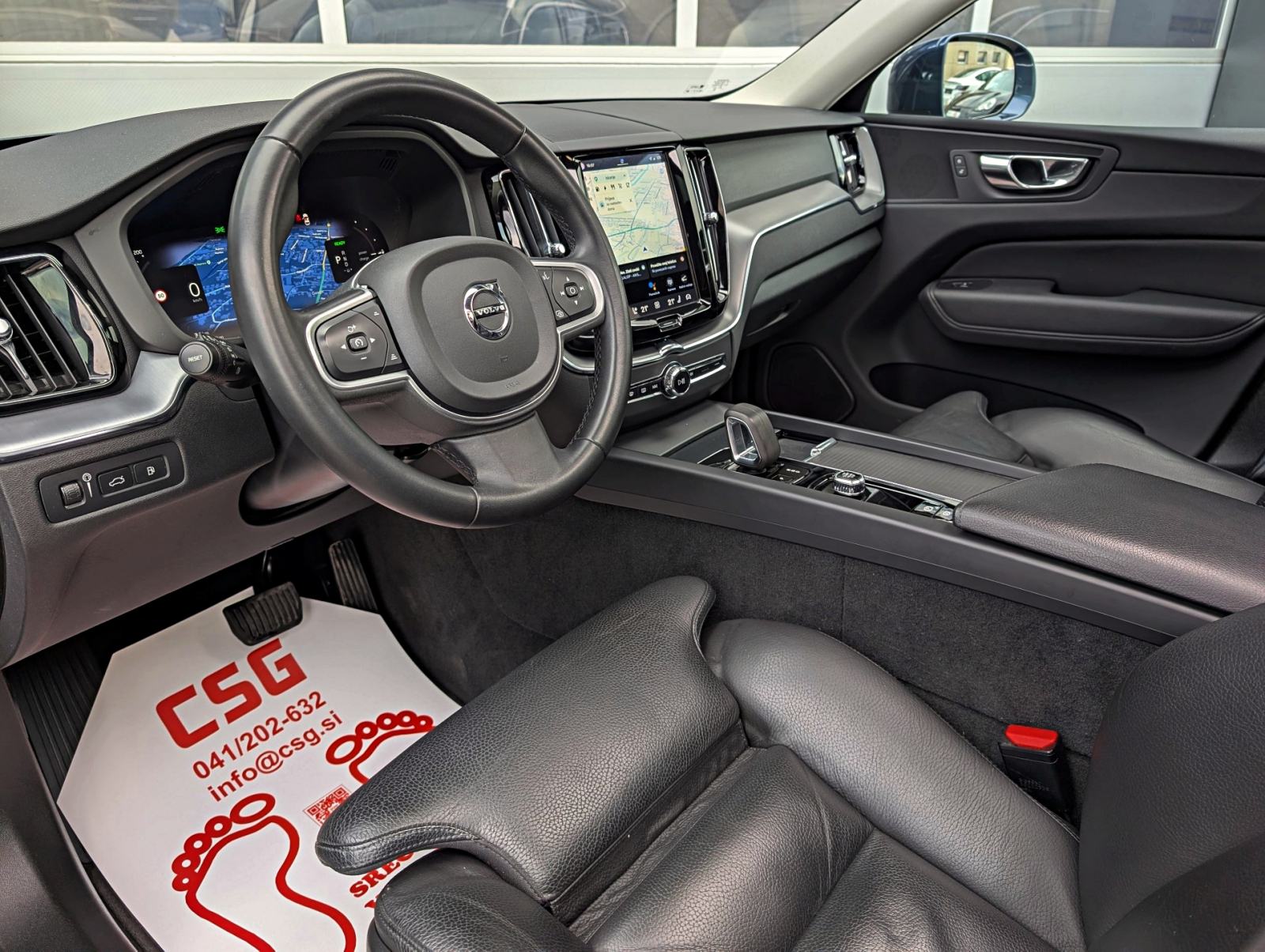 Volvo XC60 T6 Recharge AWD, fotografija 10