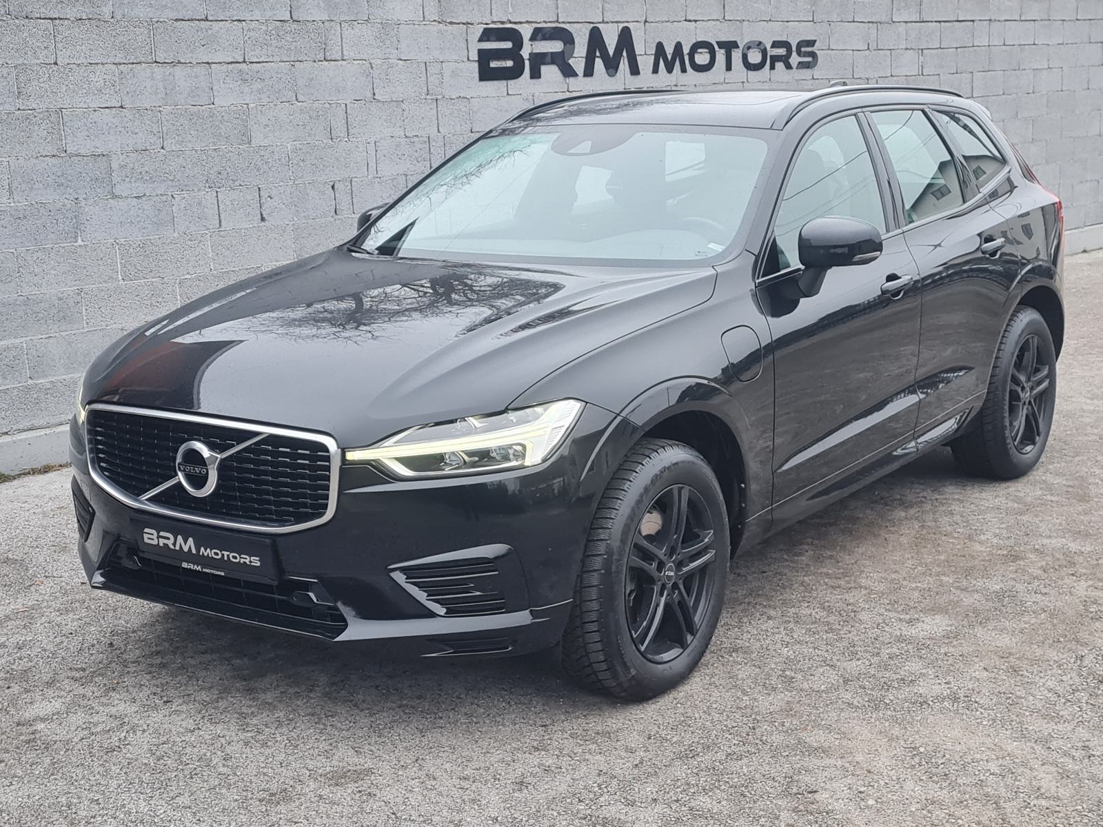 Volvo XC60 T8 AWD TWIN ENGINE R-DESIGN --2020.g.--50.400km--, fotografija 3