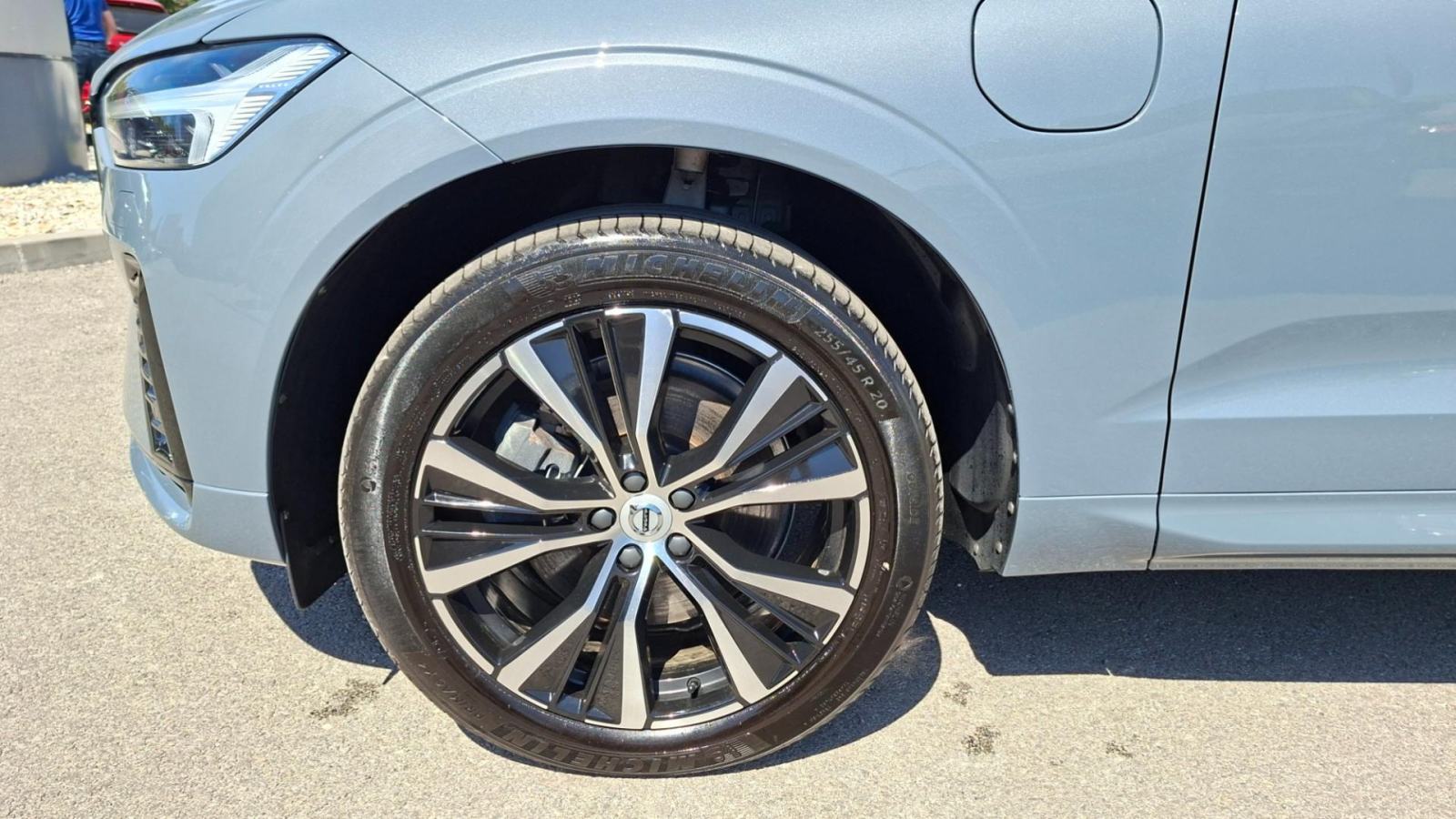 Volvo XC60 T8 AWD Ultimate Dark, NAV, KAMERA, TEMPOMAT, JAMSTVO, fotografija 14