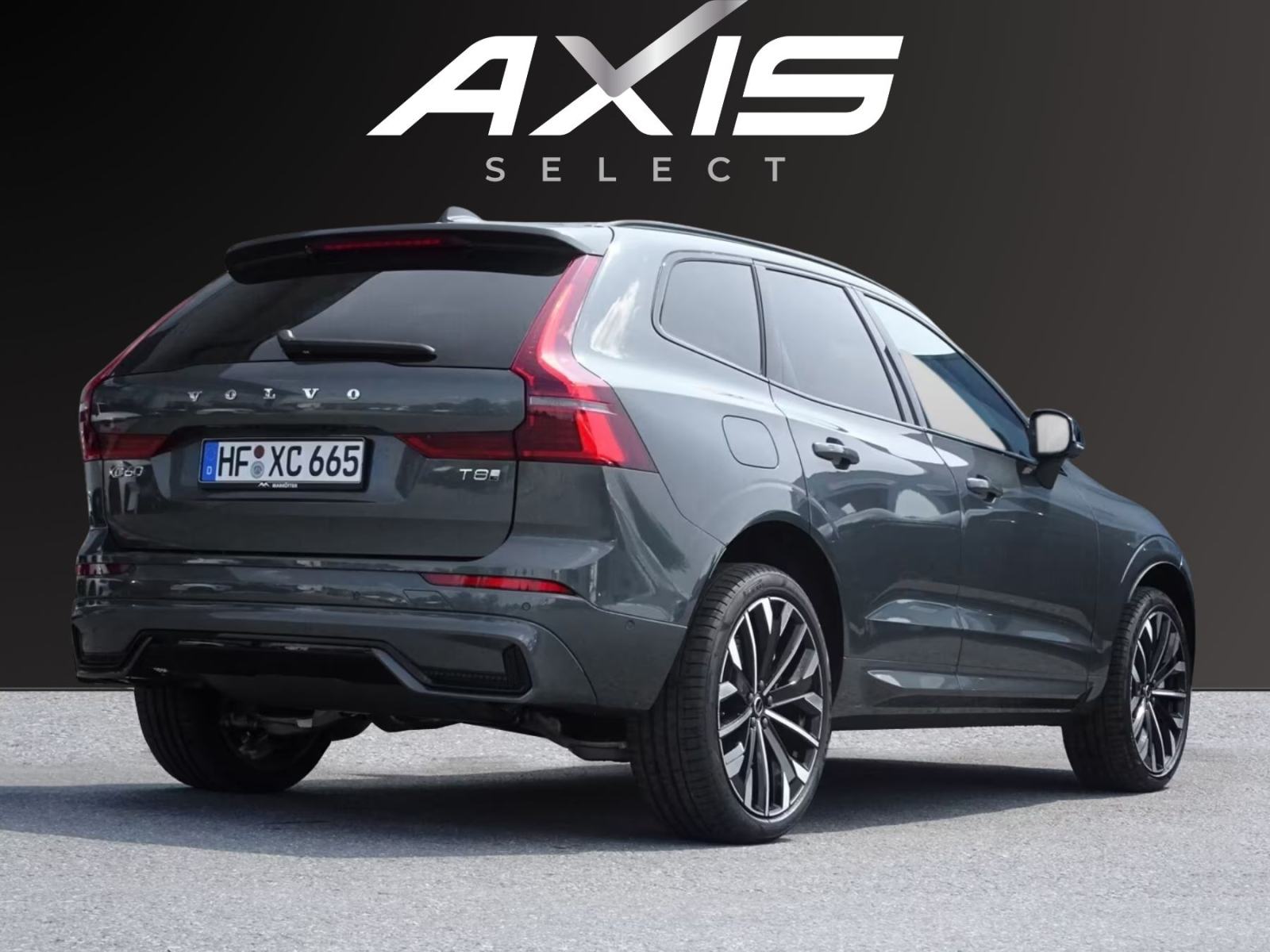 Volvo XC60 T8 AWD Ultra Dark Plug-In Hybrid, fotografija 3