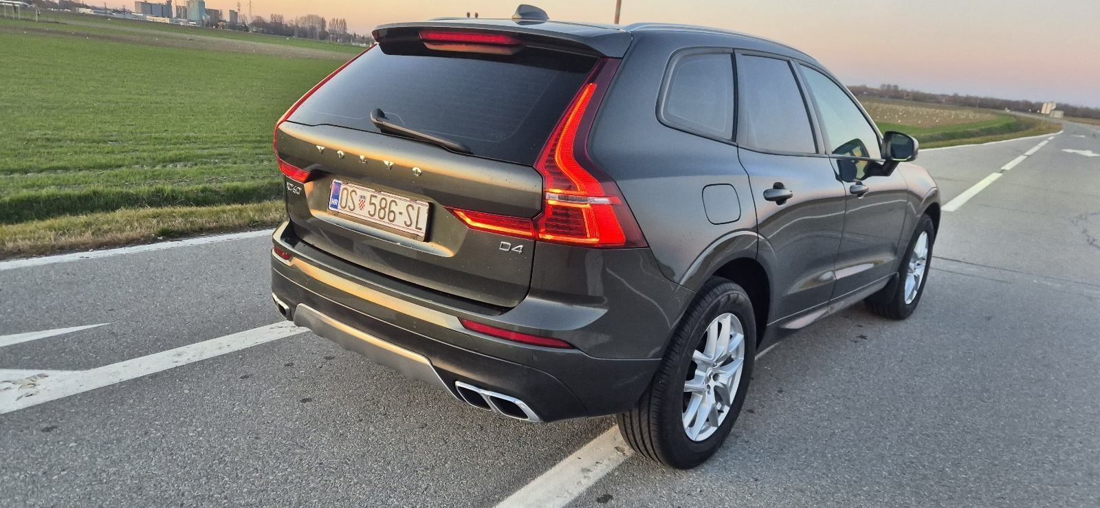 Volvo XC60 XC60 automatik, fotografija 11