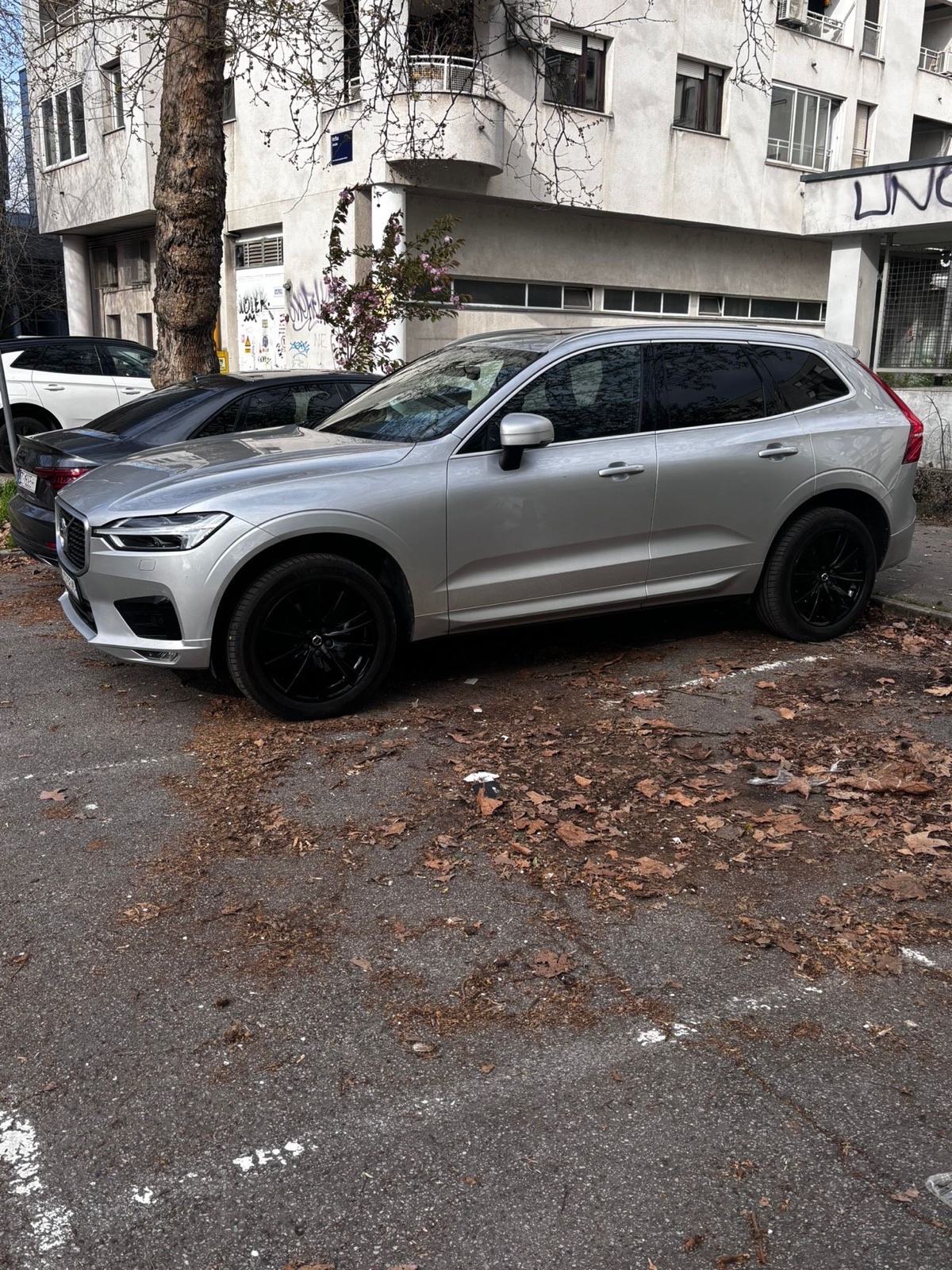 Volvo XC60 R-design, AWD, D4 Aut. automatik, fotografija 6