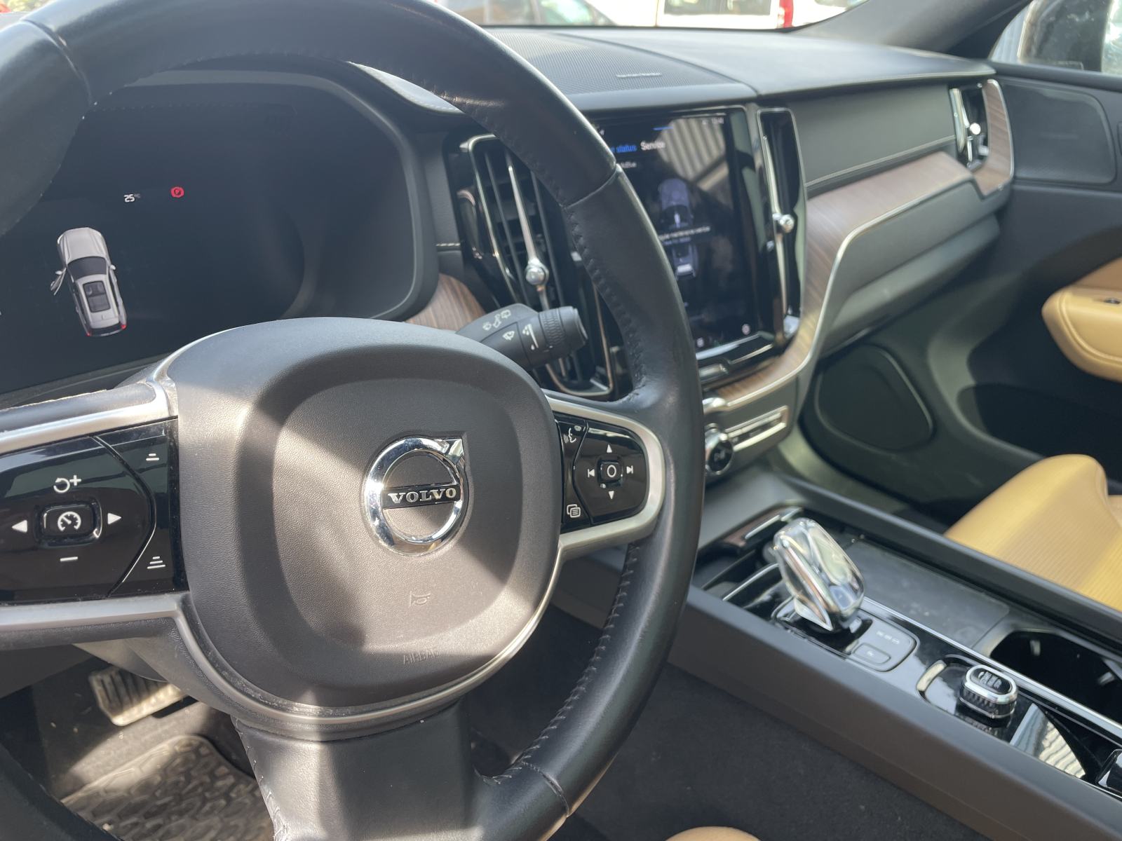 Volvo XC60 B4D AWD Inscription Aut. NIJE UVOZ 1.REG. U RH, fotografija 8