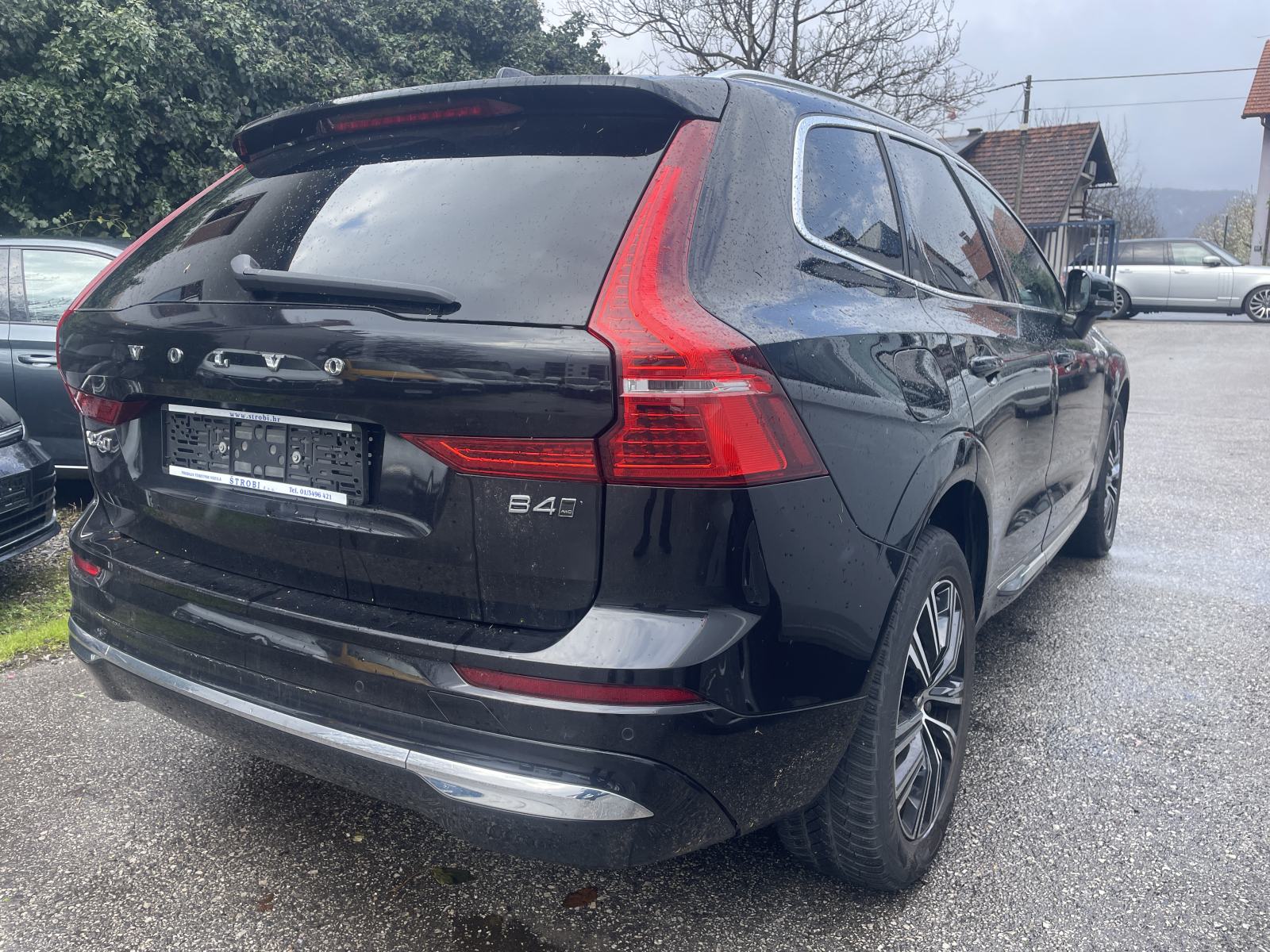 Volvo XC60 B4D AWD Inscription Aut. NIJE UVOZ 1.REG. U RH, fotografija 2