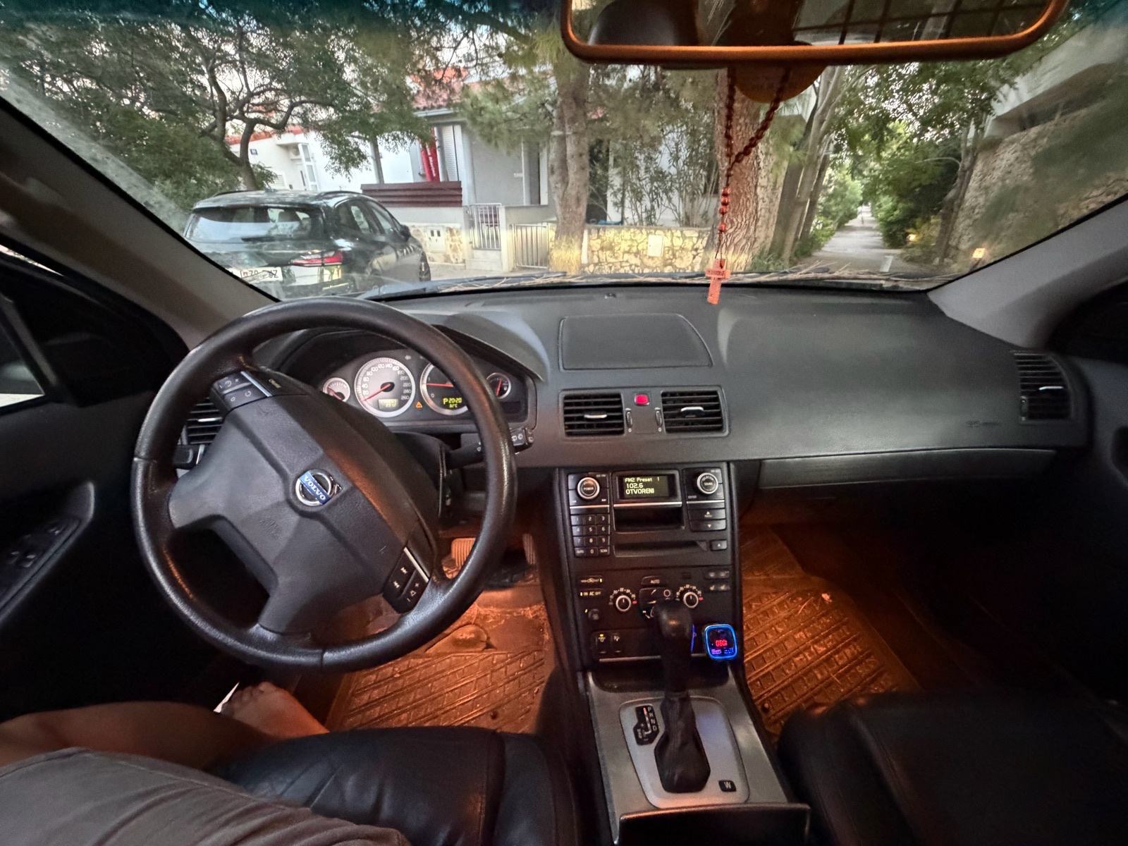 Volvo XC90 AWD D5 automatik, fotografija 4