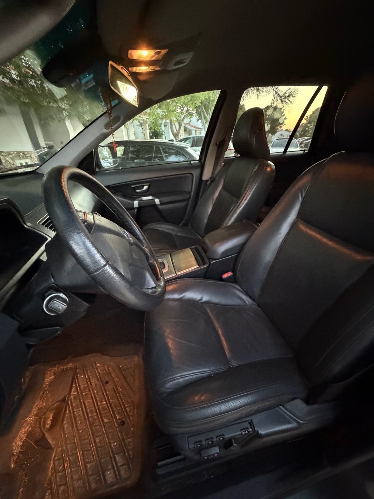 Volvo XC90 AWD D5 automatik, fotografija 7