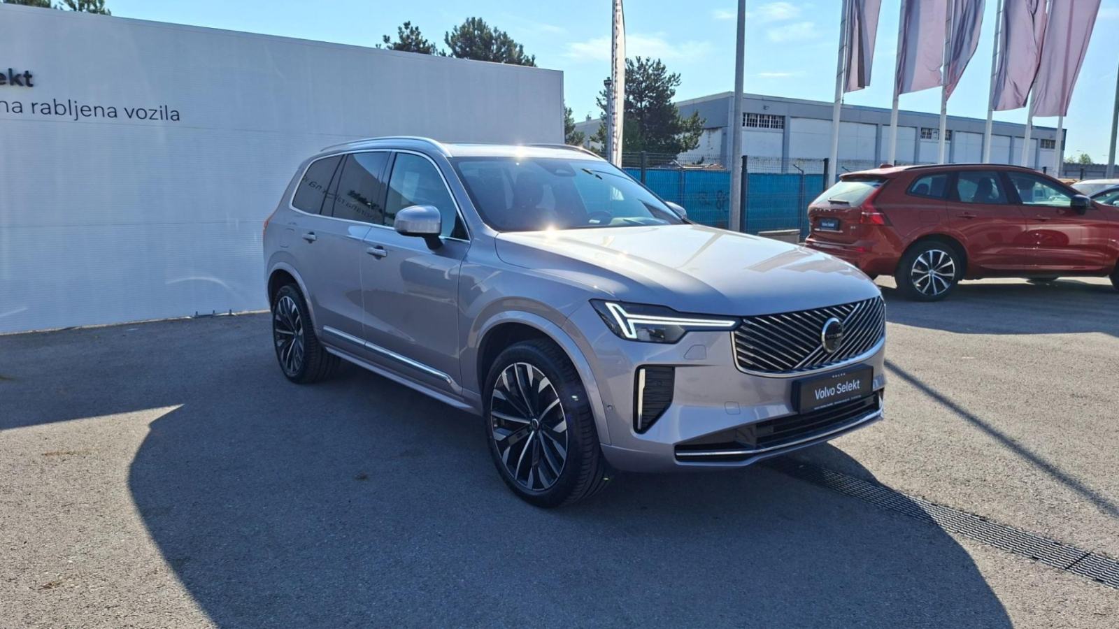 Volvo XC90 B5 PLUS BRIGHT ,NAV, KAMERA, TEMPOMAT, JAMSTVO, fotografija 4