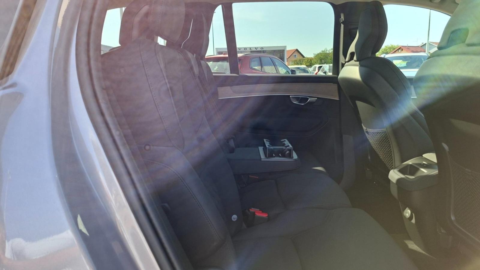 Volvo XC90 B5 PLUS BRIGHT ,NAV, KAMERA, TEMPOMAT, JAMSTVO, fotografija 18