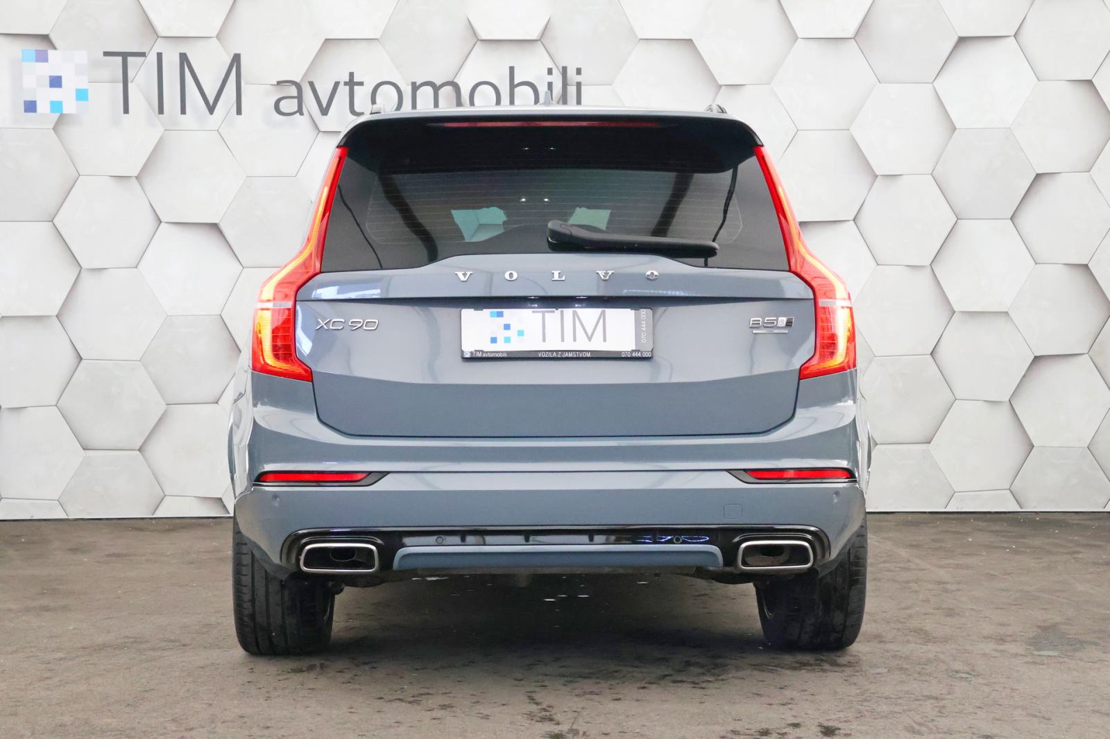 Volvo XC90 B5D 2.0d AWD Geartronic R-Design 235KS VIRTUAL DAB, fotografija 6