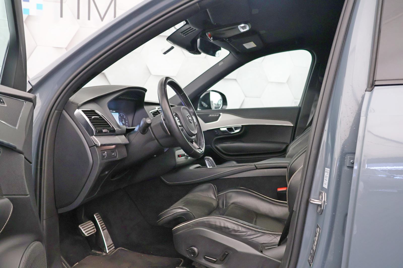 Volvo XC90 B5D 2.0d AWD Geartronic R-Design 235KS VIRTUAL DAB, fotografija 9