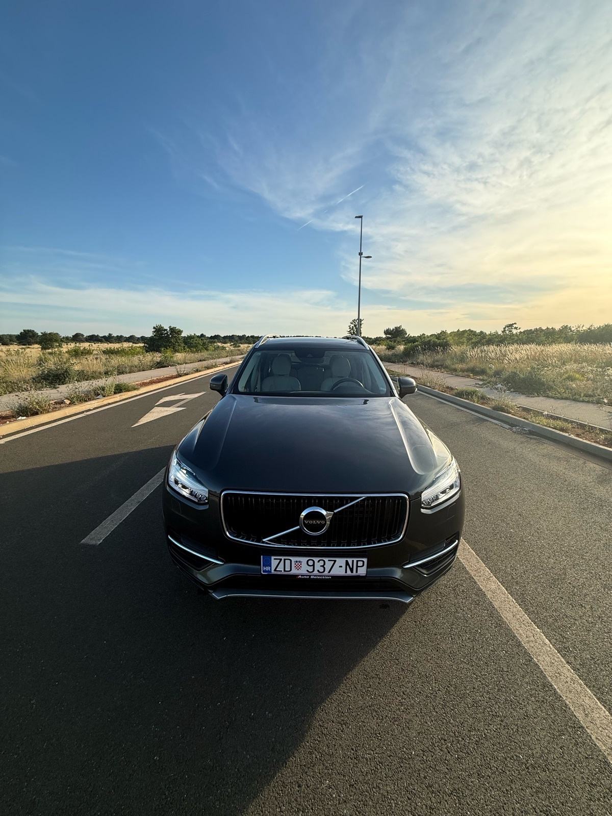 Volvo XC90 D5 automatik, fotografija 2