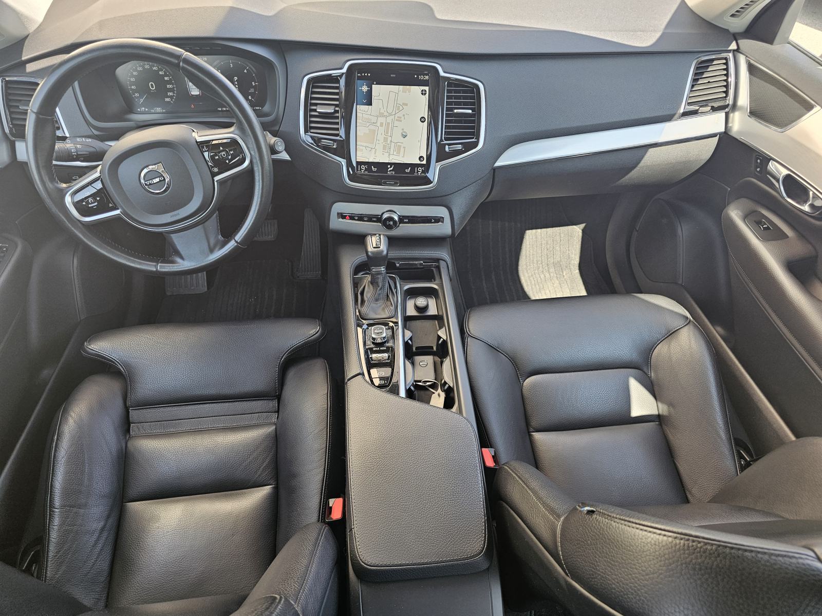 Volvo XC90 D5 AWD MOMENTUM BLIS ACC LED KAM NAVI, fotografija 7