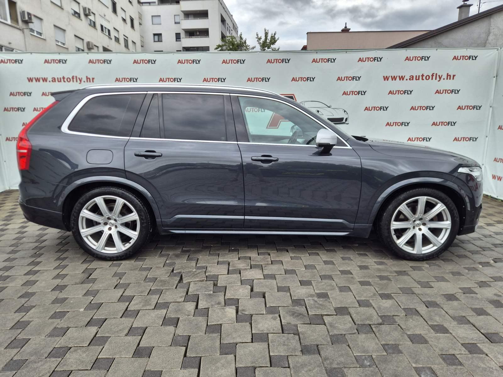 Volvo XC90 D5 AWD R-Design 7 sjedala, B&W, Matrix, ACC, Kuka, PDV, 21", fotografija 5