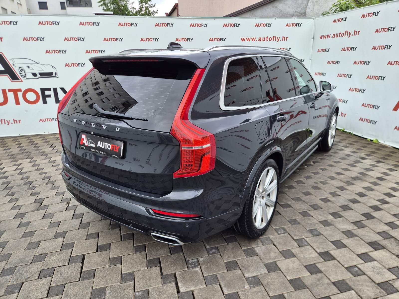 Volvo XC90 D5 AWD R-Design 7 sjedala, B&W, Matrix, ACC, Kuka, PDV, 21", fotografija 8