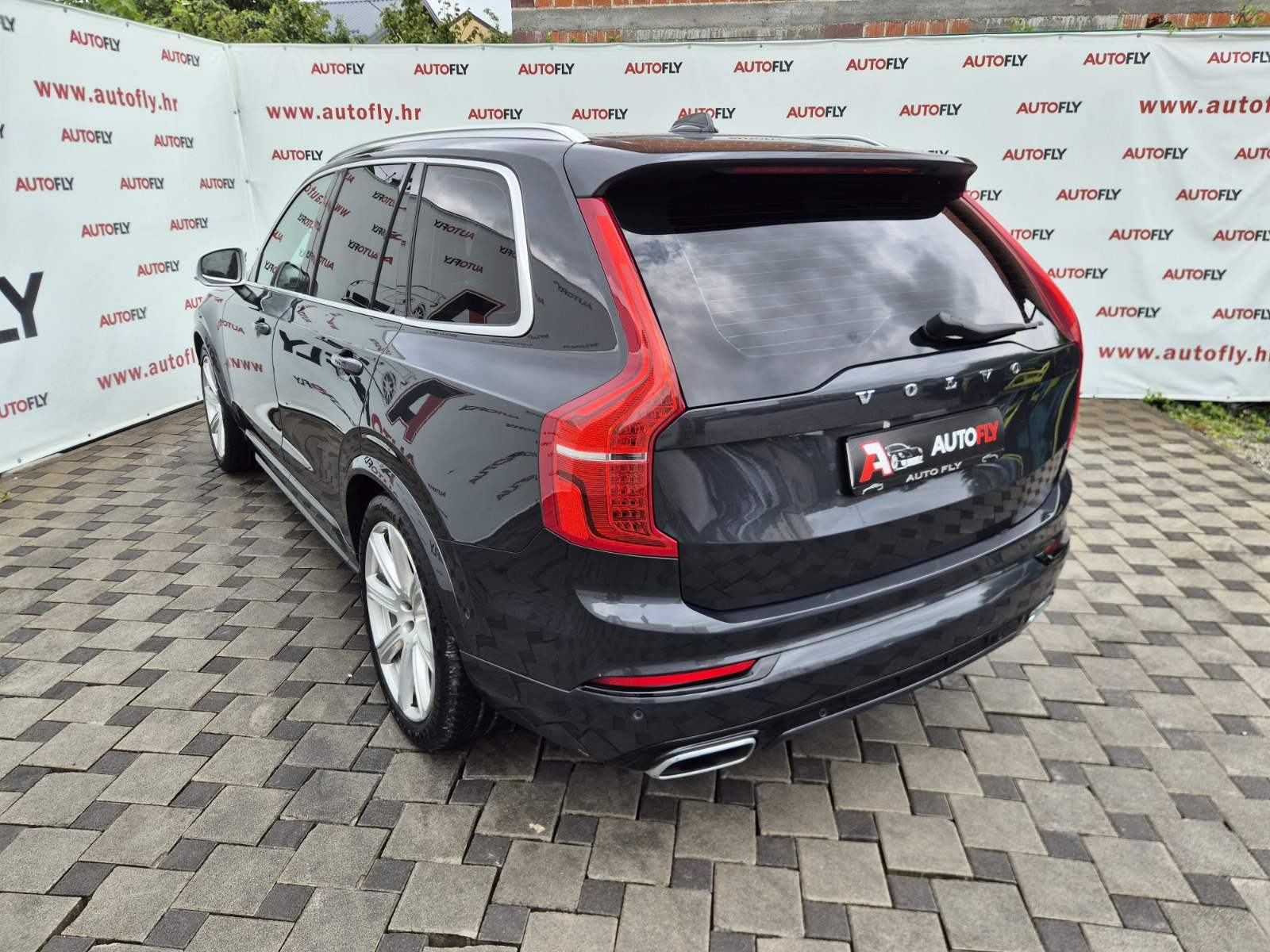 Volvo XC90 D5 AWD R-Design 7 sjedala, B&W, Matrix, ACC, Kuka, PDV, 21", fotografija 6