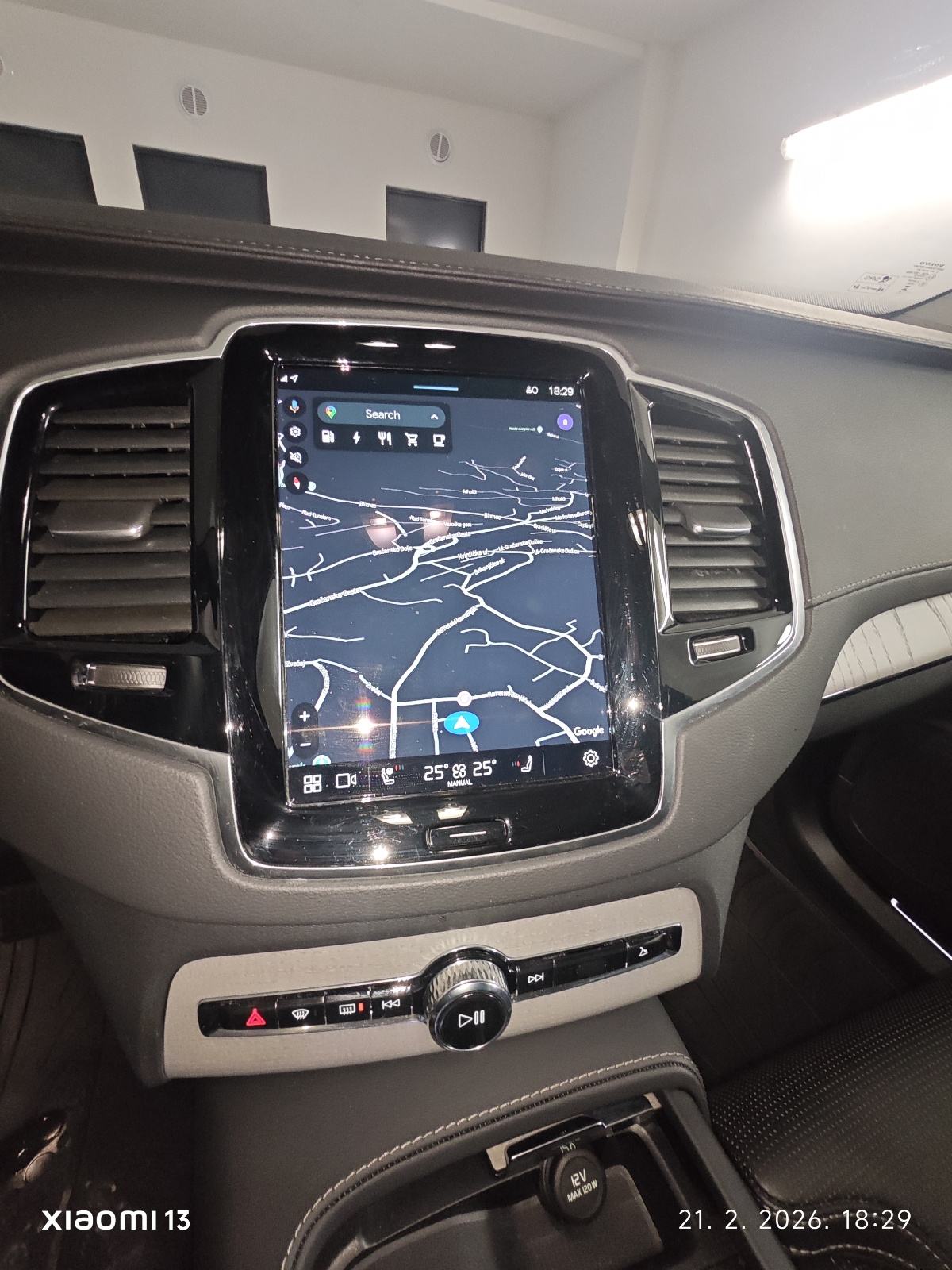 Volvo XC90 T8 455ks PLUG IN HIBRID 4X4/ZRAČNI OVJES/37000km/KAO NOV, fotografija 5