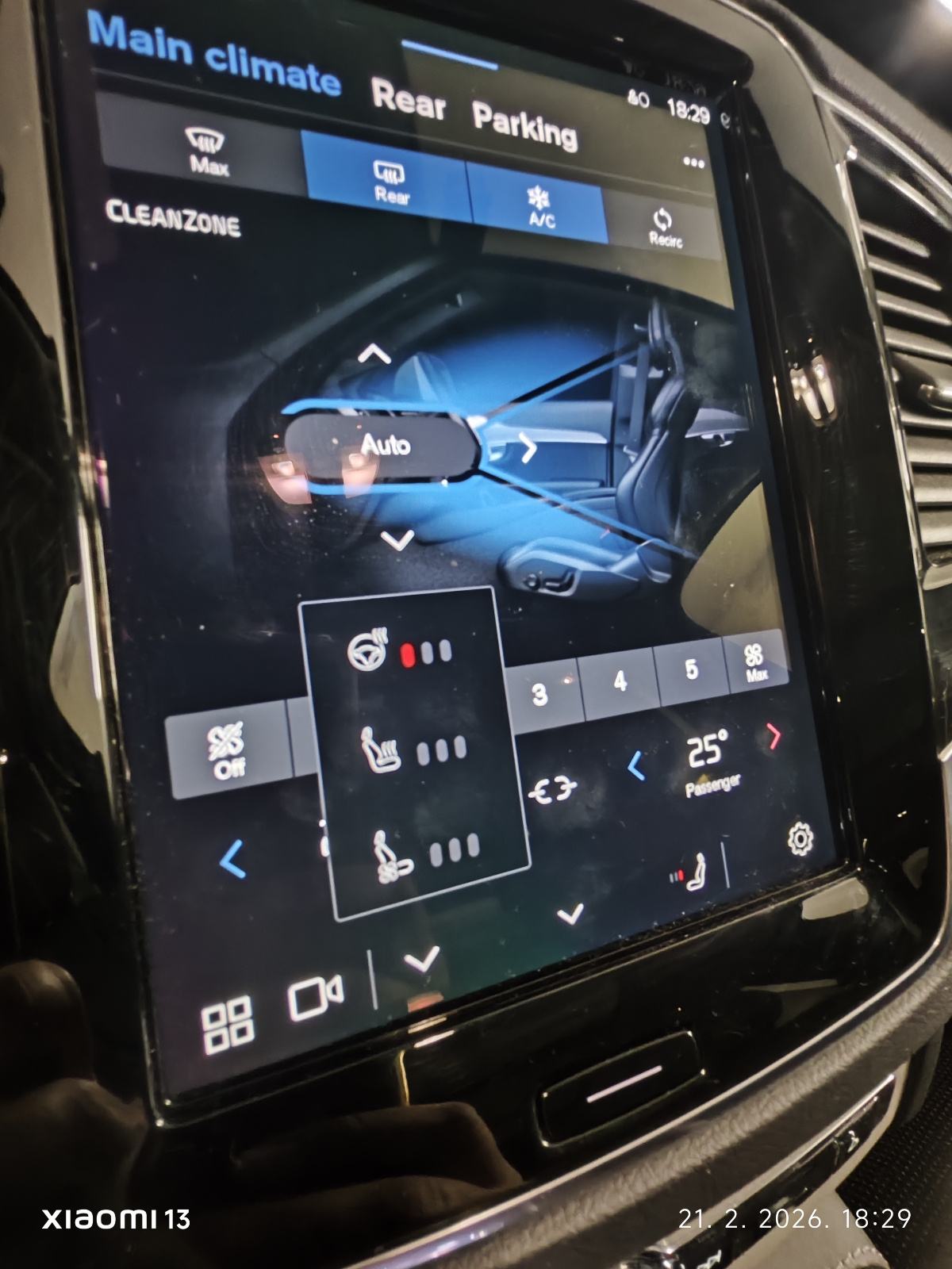 Volvo XC90 T8 455ks PLUG IN HIBRID 4X4/ZRAČNI OVJES/37000km/KAO NOV, fotografija 4