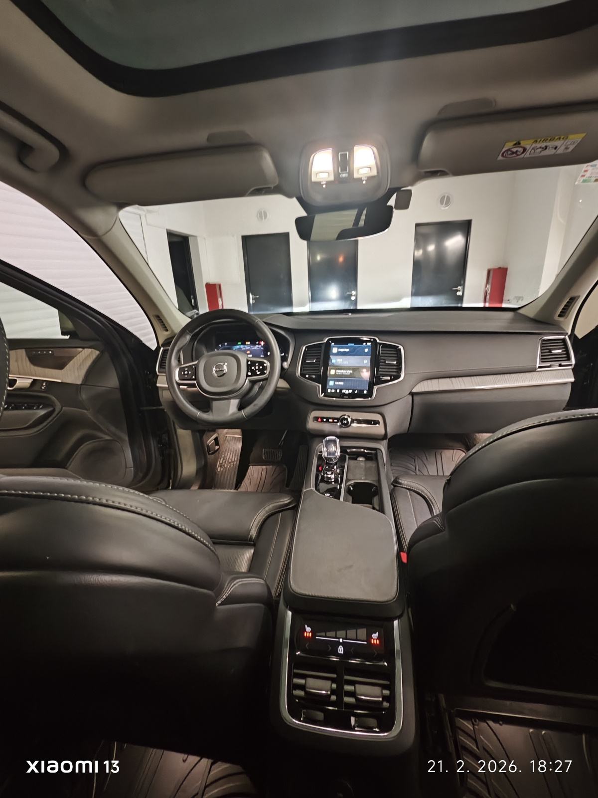 Volvo XC90 T8 455ks PLUG IN HIBRID 4X4/ZRAČNI OVJES/37000km/KAO NOV, fotografija 8