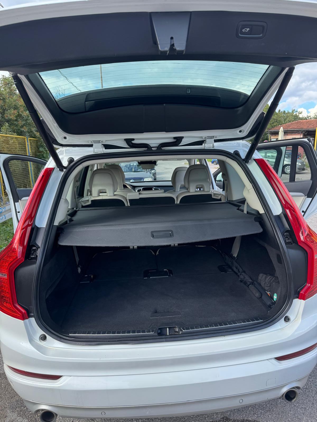 Volvo XC90, dizel, 7 sjedala, fotografija 13