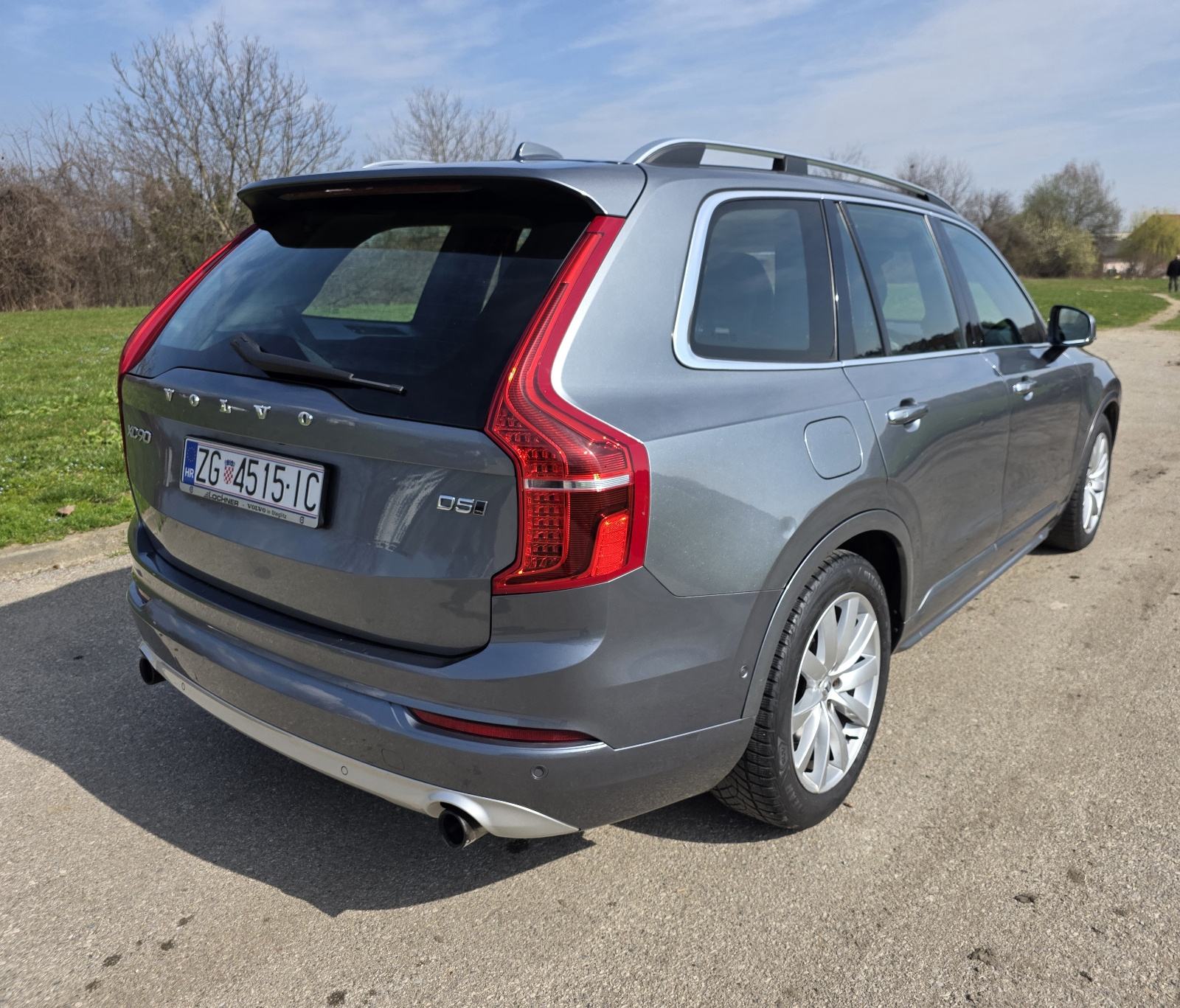 Volvo XC90 XC90 D5 AWD automatik, fotografija 3
