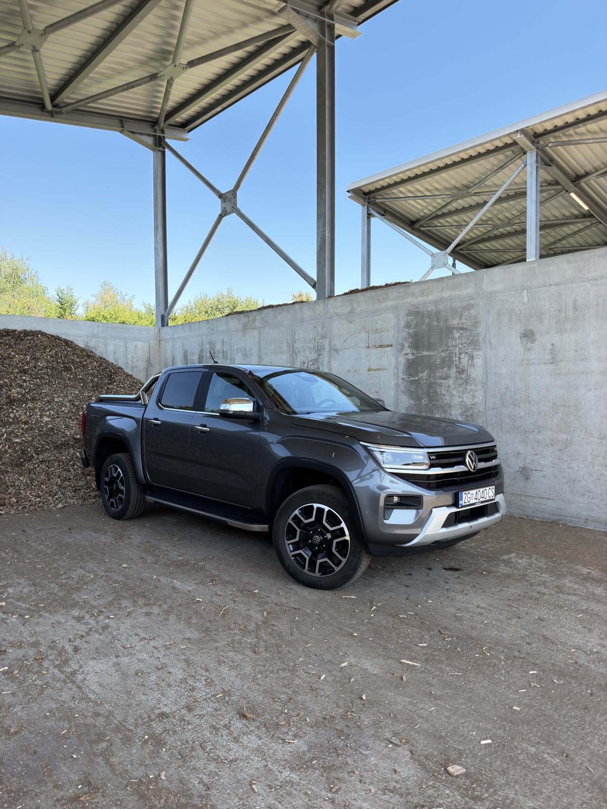 VW Amarok 3.0 TDI V6 4Motion DSG *reg do 06/2027*, fotografija 2