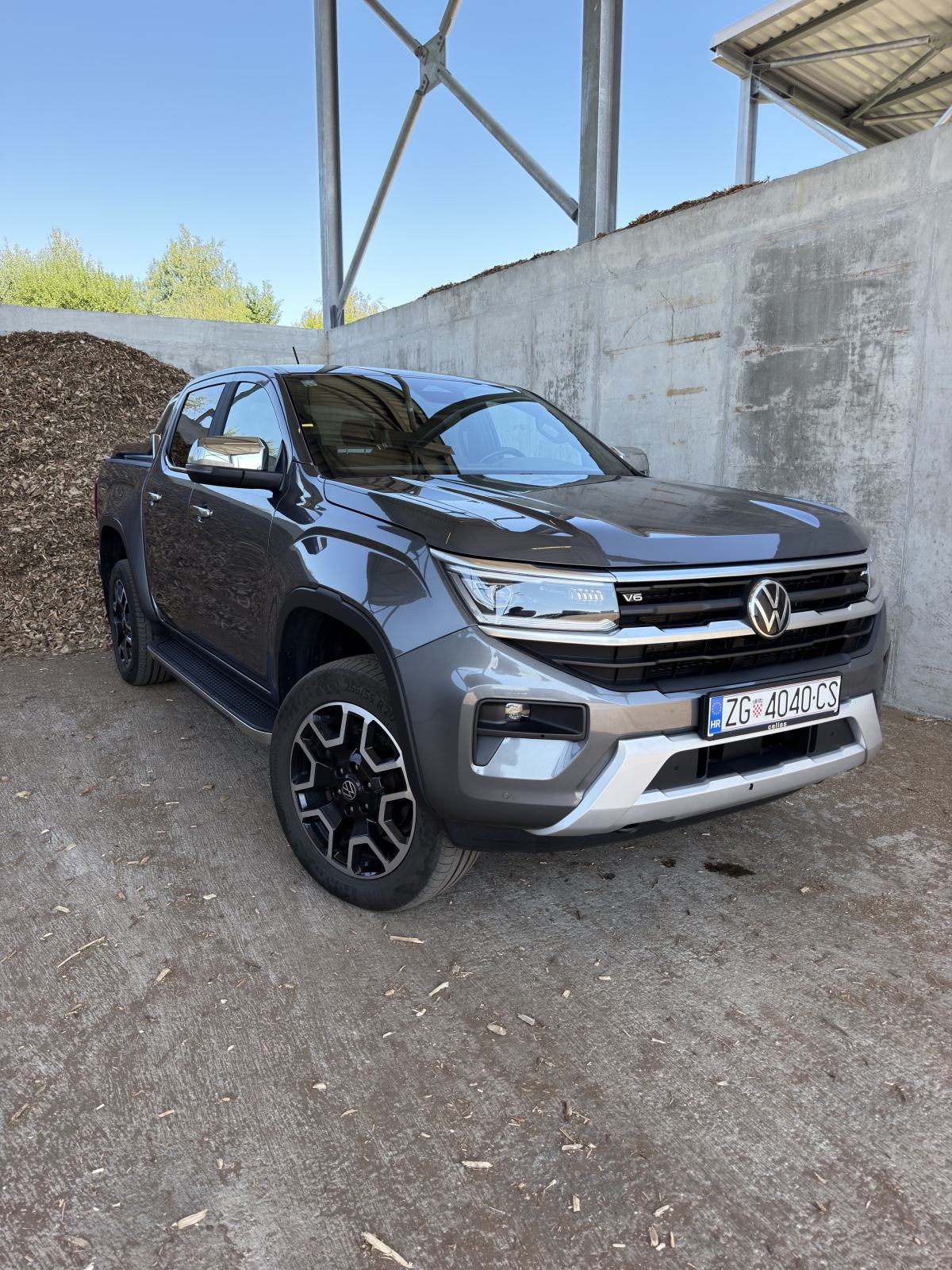 VW Amarok 3.0 TDI V6 4Motion DSG *reg do 06/2027*, fotografija 6