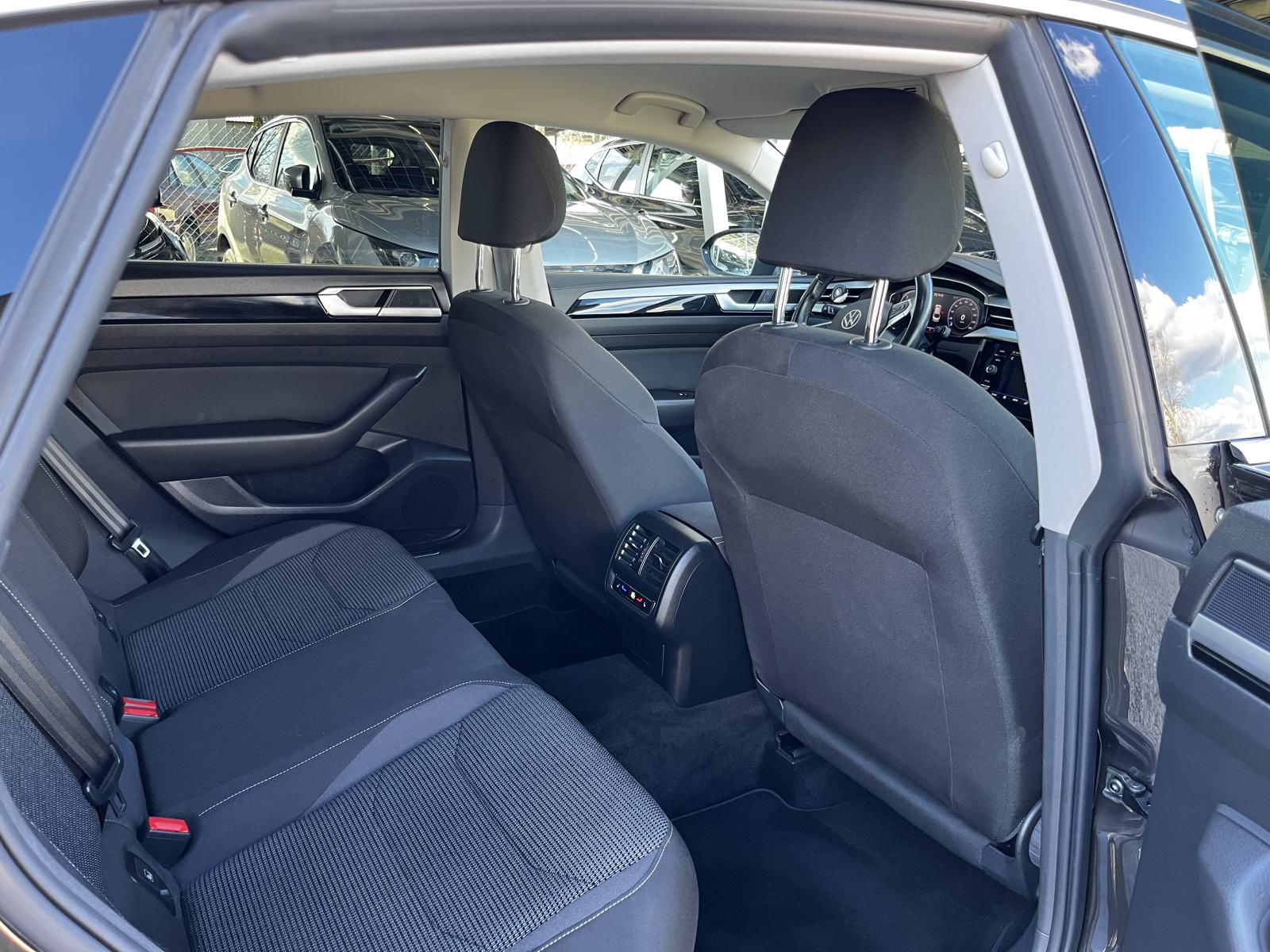 VW Arteon 2.0 TDI - AUTOMATIK,NAVI,LEASING BEZ UČEŠĆA I BEZ JAMCA, fotografija 14