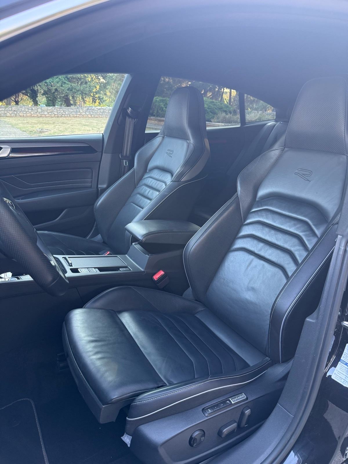 VW Arteon 4Motion R-Line 2021 – Dizel, Crna, Stanje Kao Novo, Reg 2/27, fotografija 2